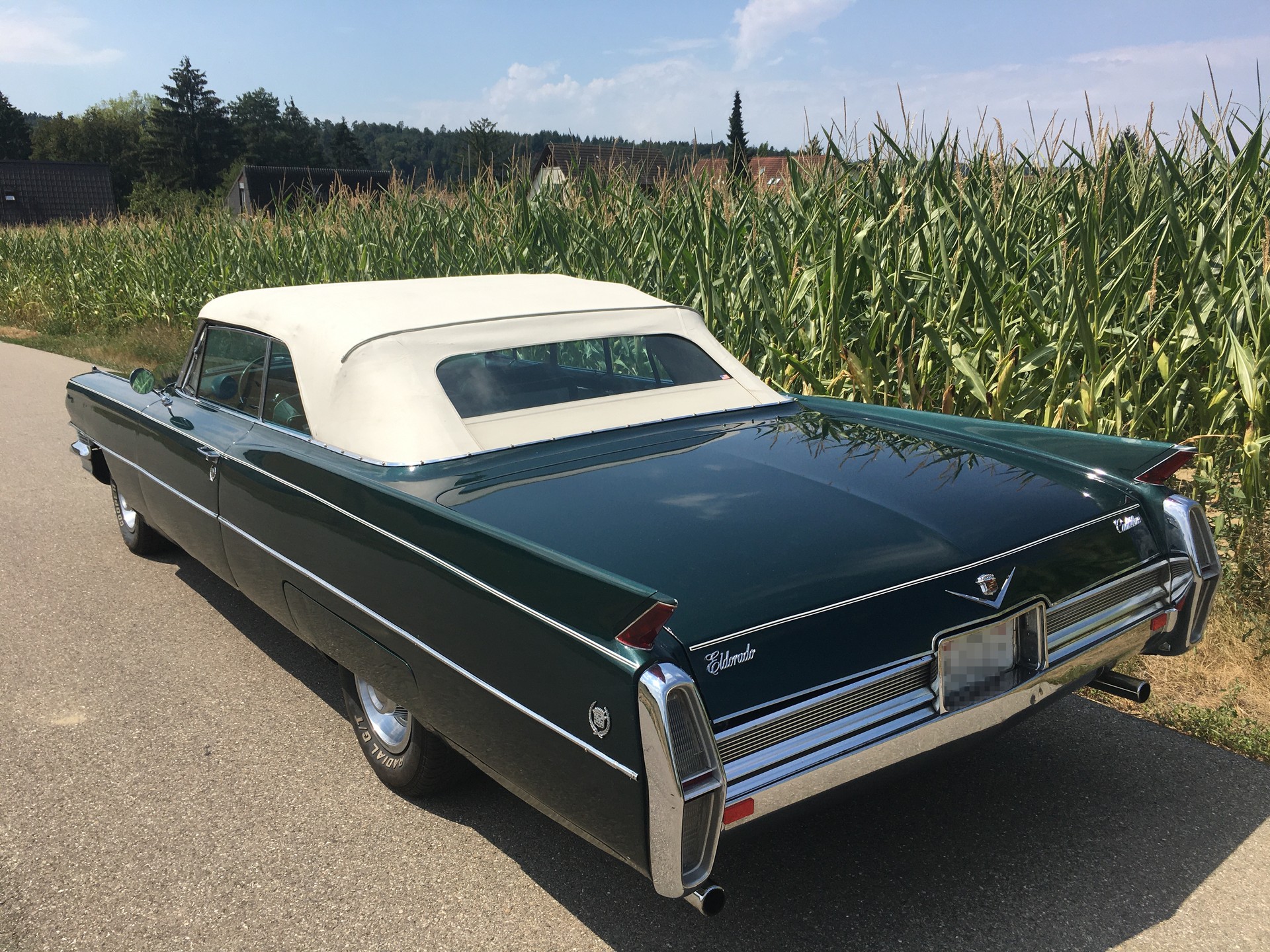 CADILLAC Convertible, 7.0L-image-12