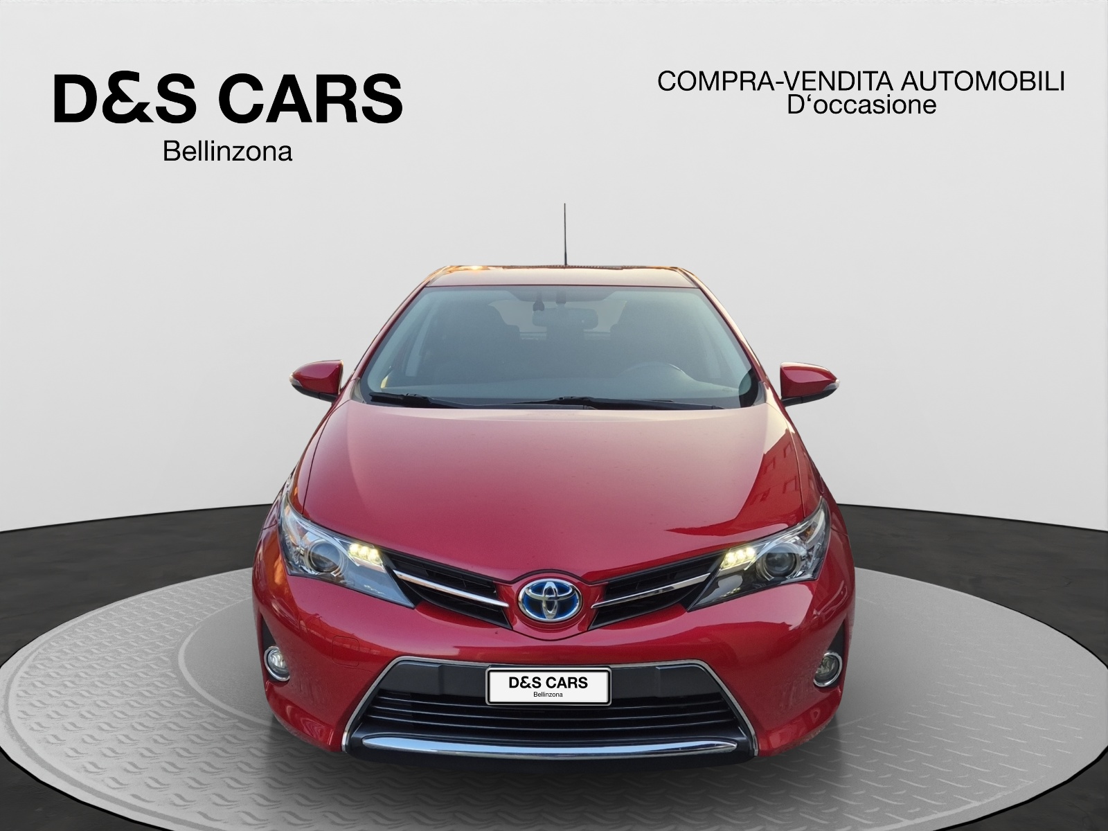 TOYOTA Auris 1.8 16V HSD Linea Trend-image-1