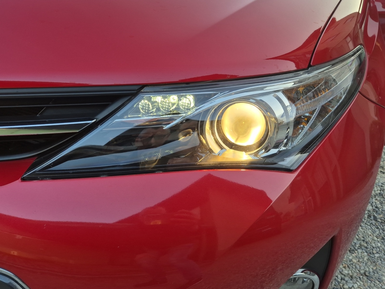 TOYOTA Auris 1.8 16V HSD Linea Trend-image-8