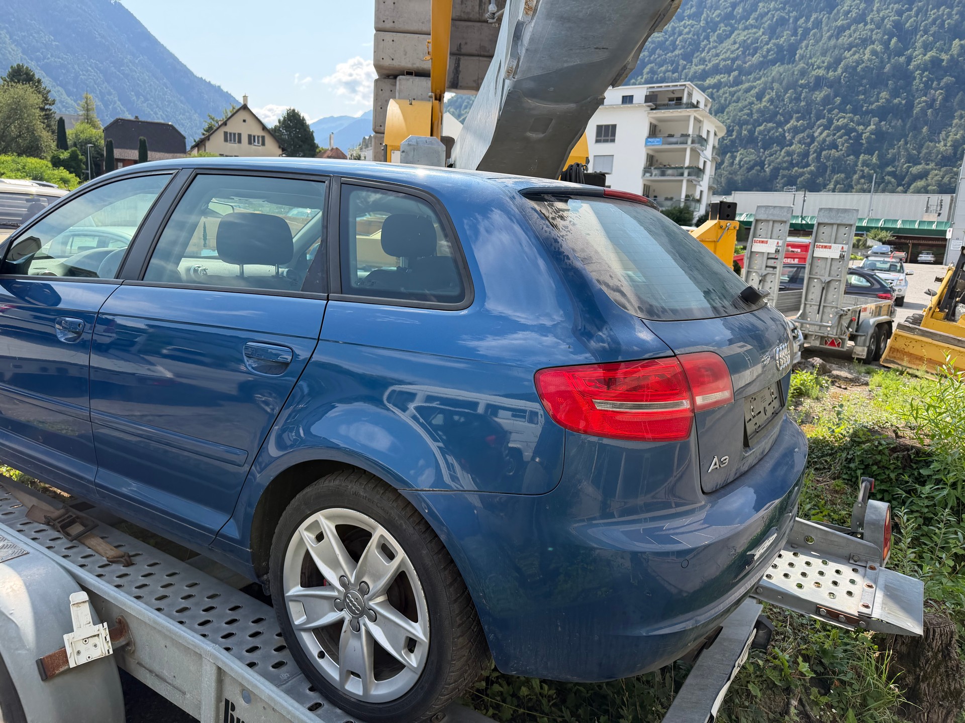 AUDI A3 Sportback 1.8 TFSI Ambiente quattro-image-2