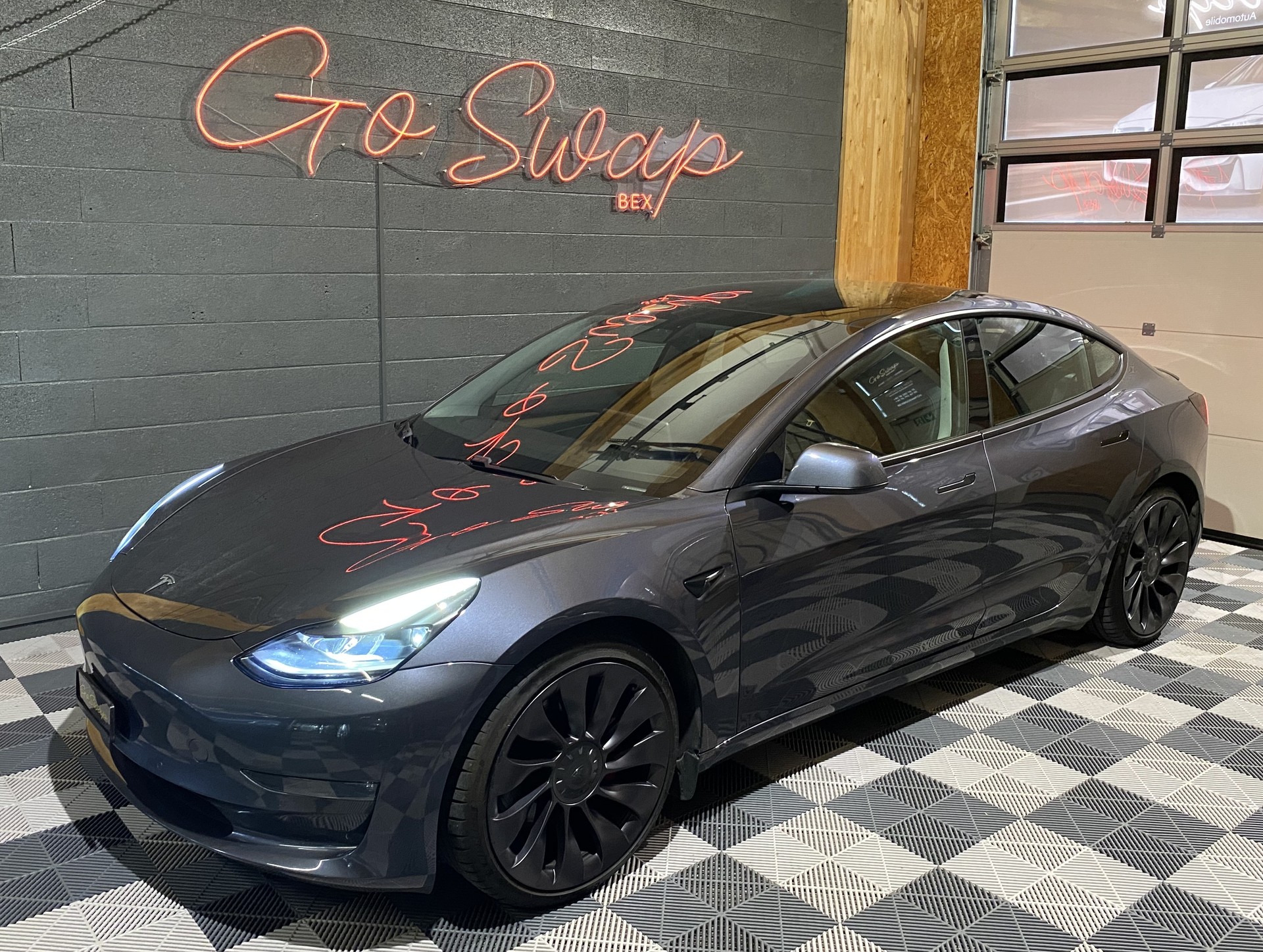 TESLA Model 3 Performance Dual Motor AWD Phase 2-image-9