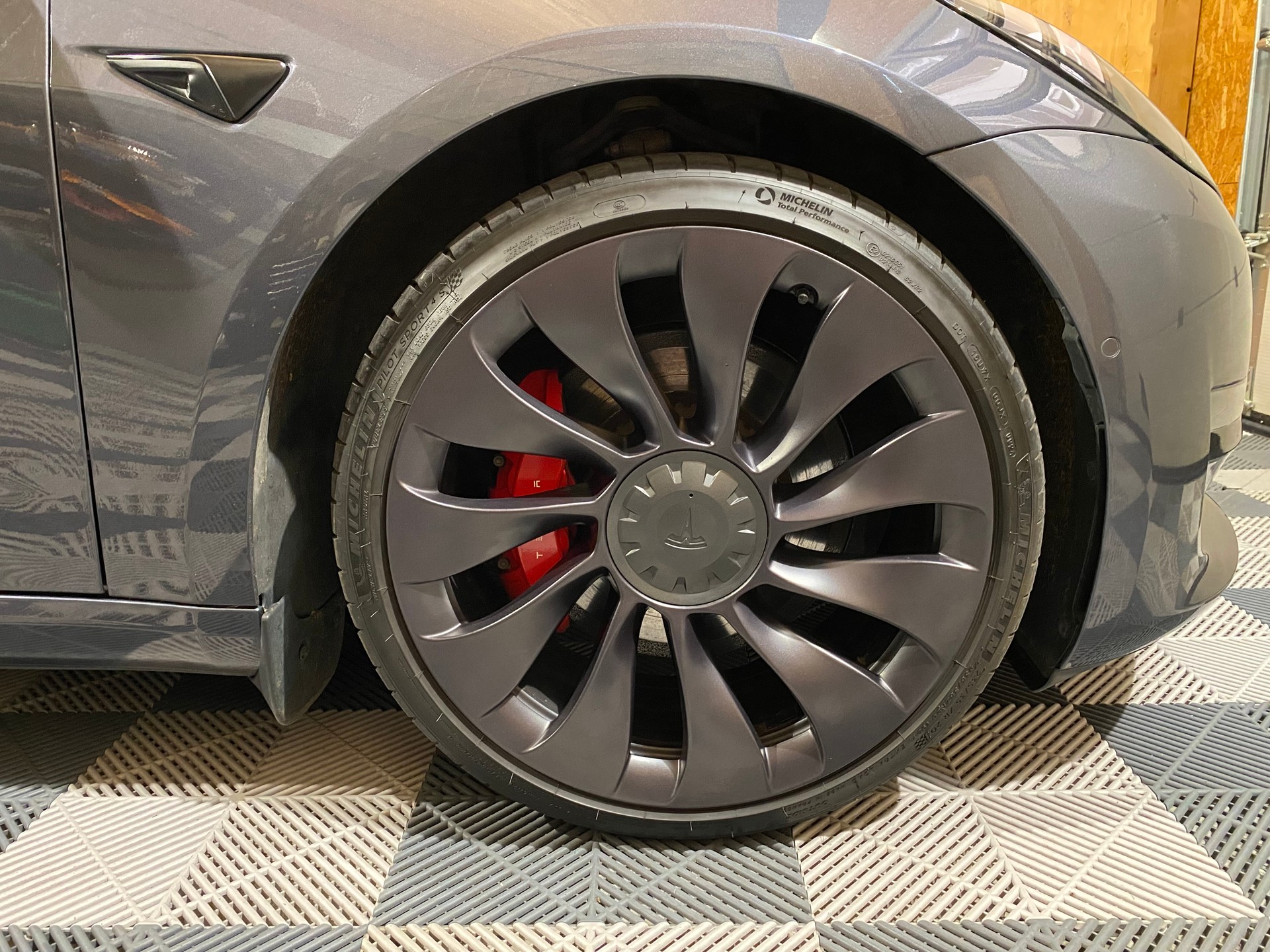 TESLA Model 3 Performance Dual Motor AWD Phase 2-image-12