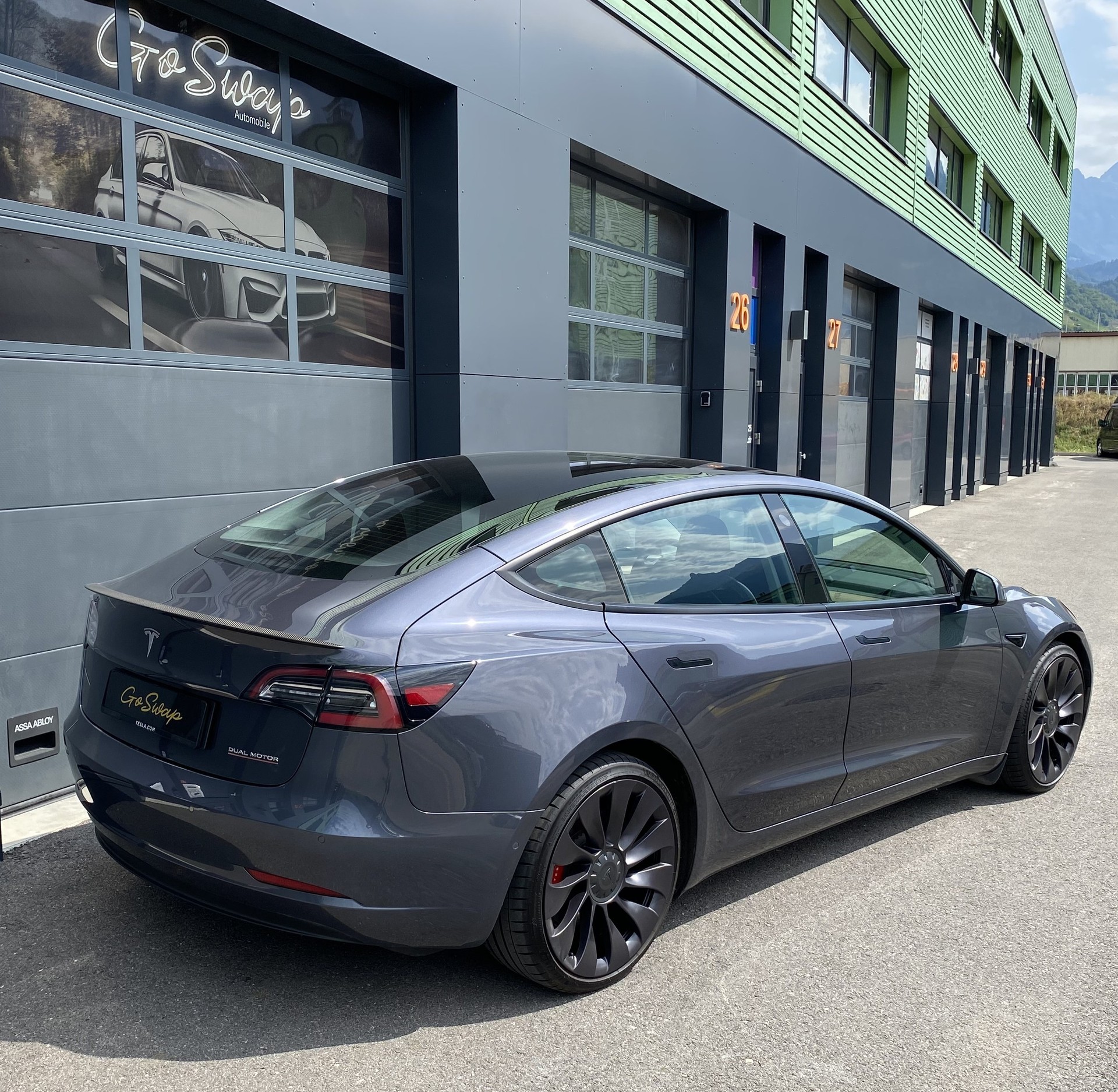 TESLA Model 3 Performance Dual Motor AWD Phase 2-image-3