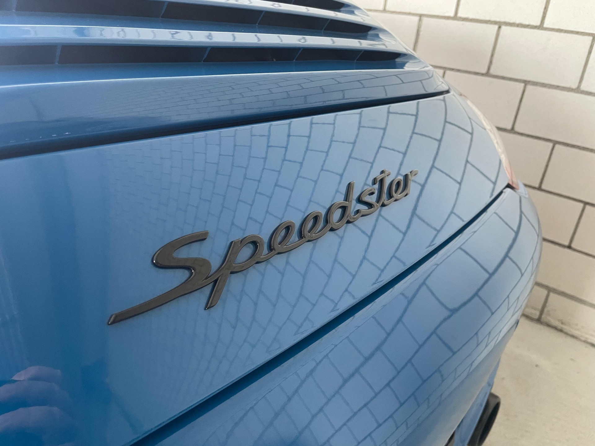 PORSCHE 911 Speedster PDK "1 of 356"-image-3