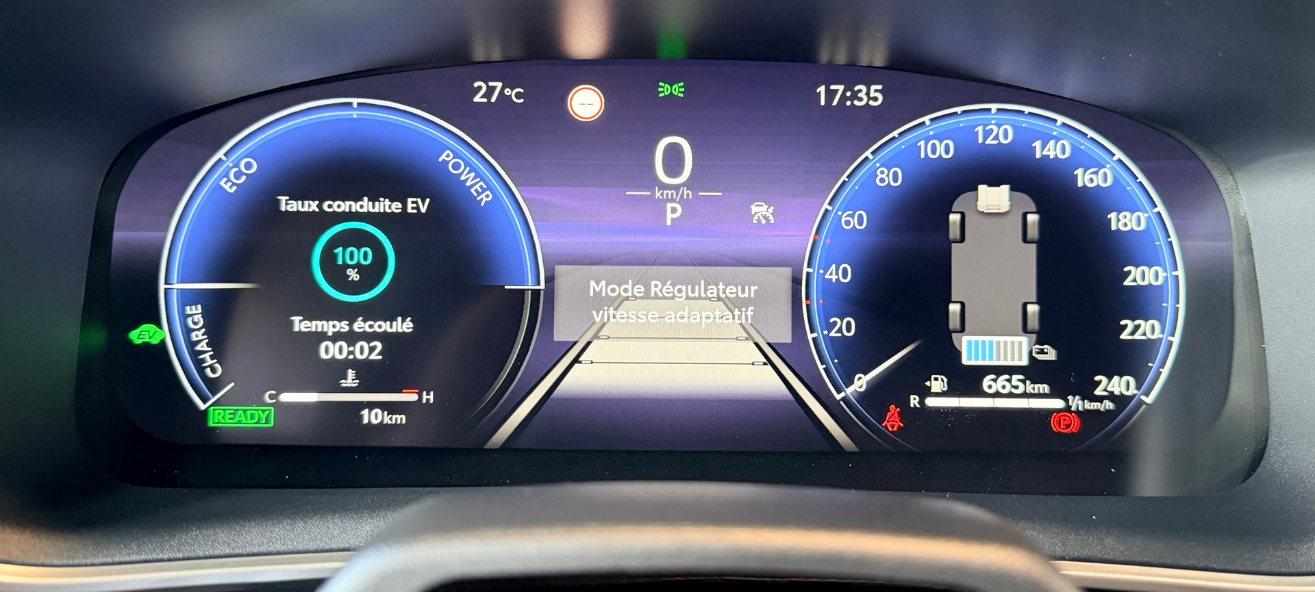 TOYOTA Corolla Touring Sports 1.8 HSD Trend e-CVT-image-11
