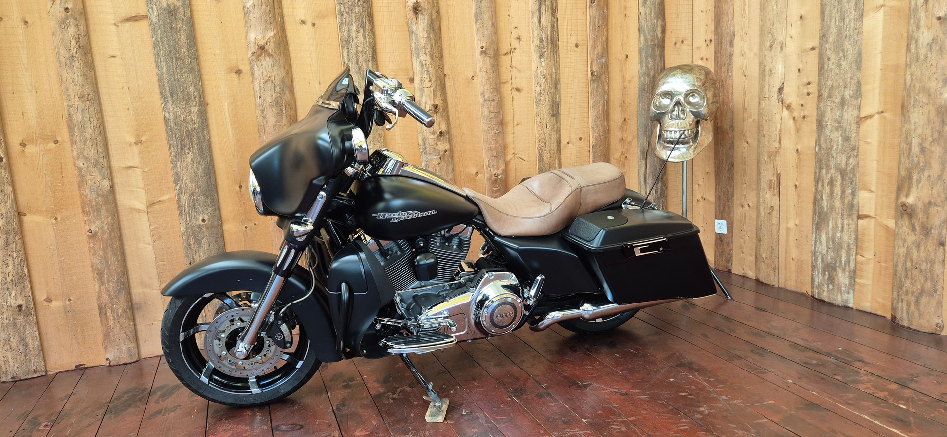 HARLEY-DAVIDSON FLHXSE Street Glide ABS CVO-image-14
