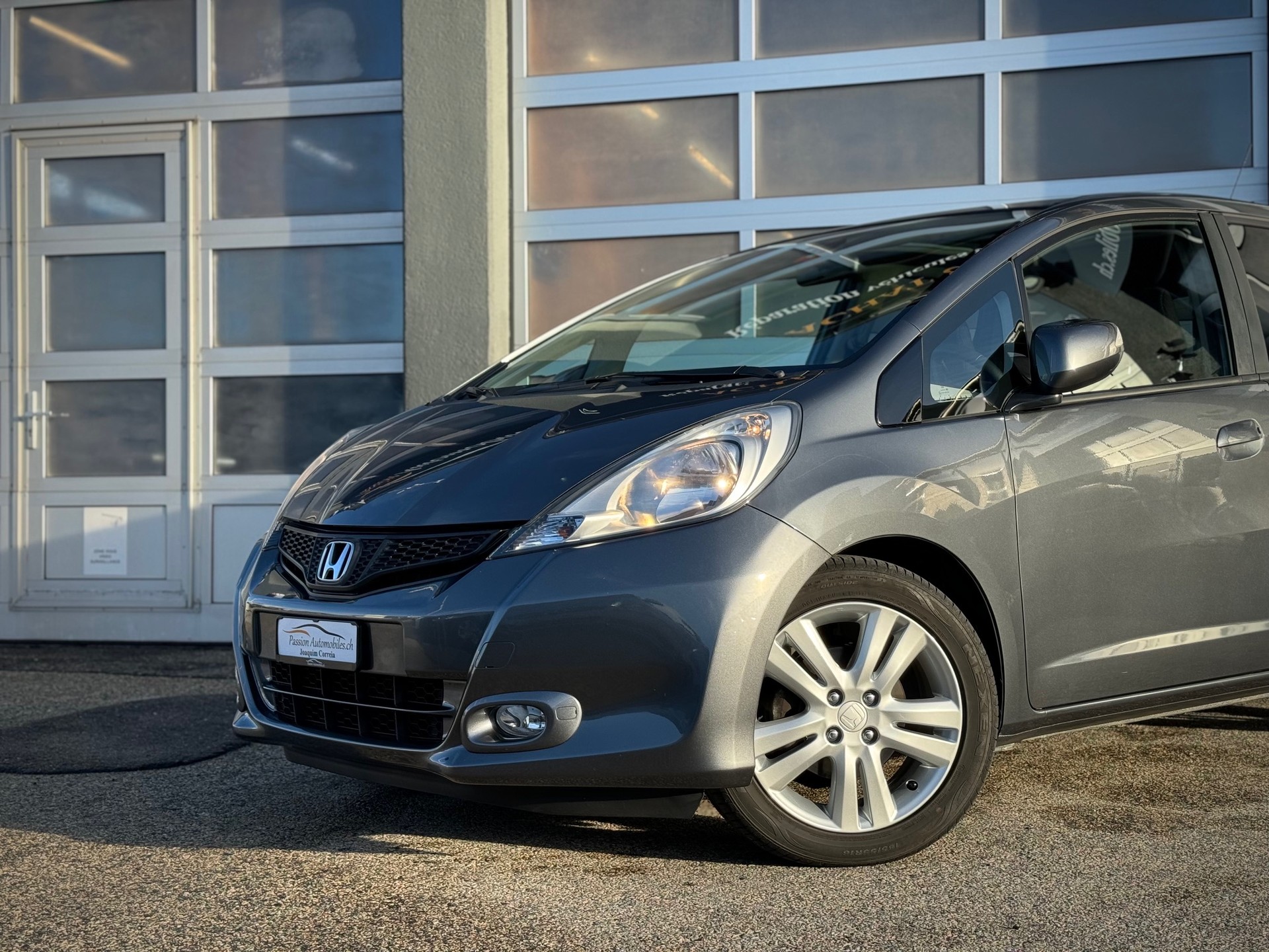 HONDA Jazz 1.4i Elegance CVT - Véhicule Suisse (CH)-image-2