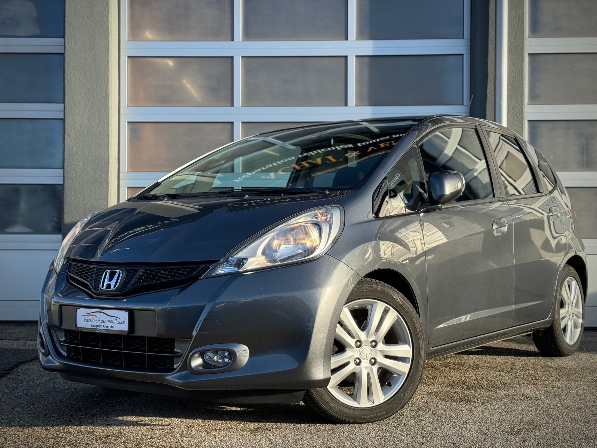 HONDA Jazz 1.4i Elegance CVT - Véhicule Suisse (CH)-image-0