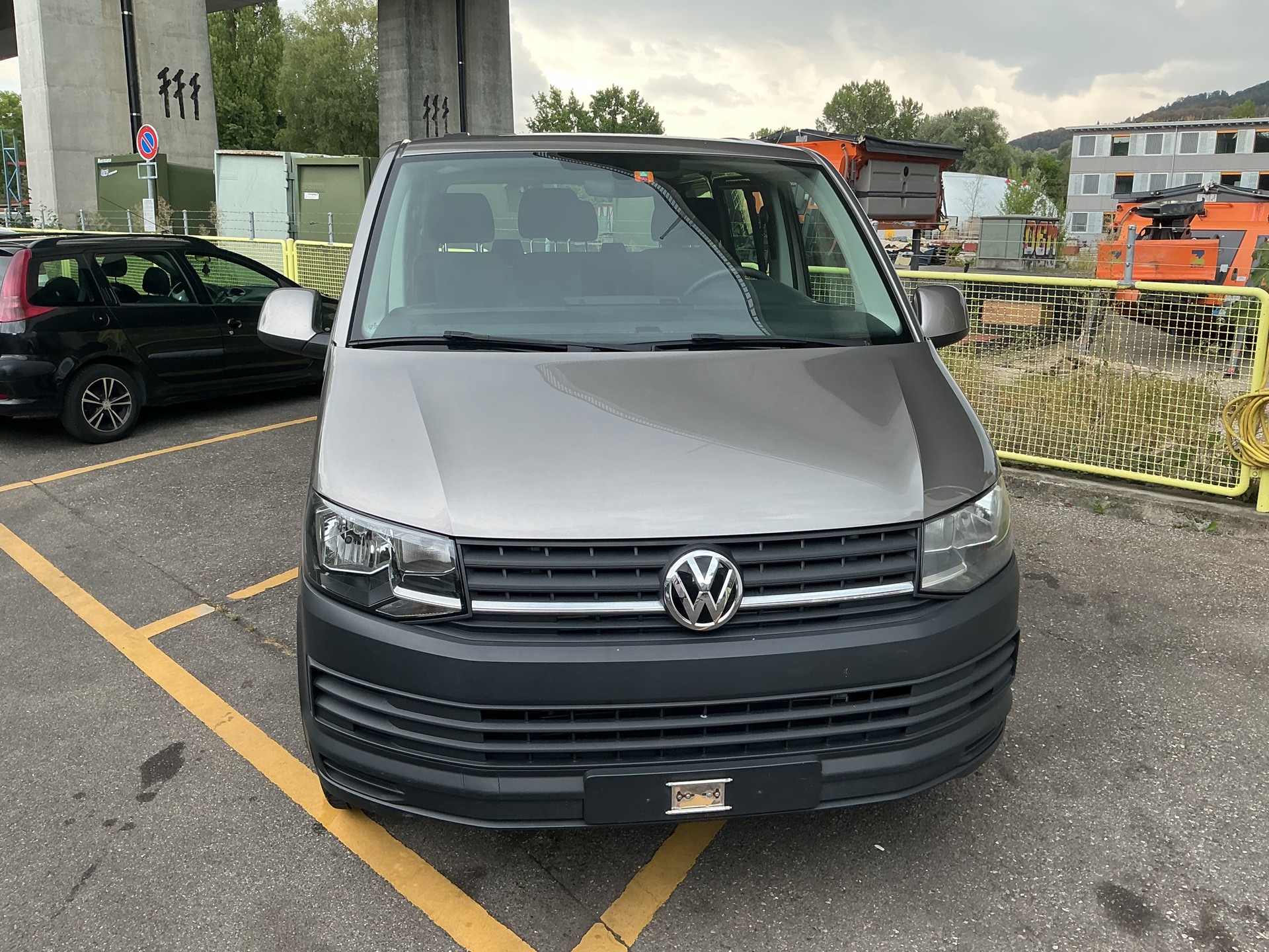 VW T6 Caravelle 2.0 TSI Trendline DSG LWB-image-0