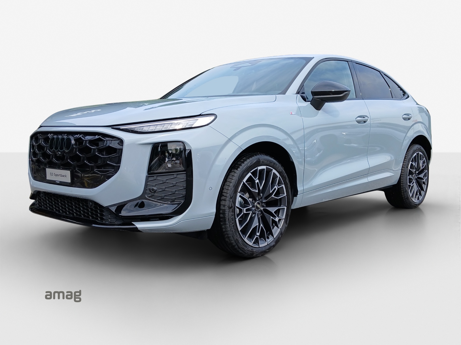 AUDI Q3 Sportback 110 kW TFSI S tronic-image-0