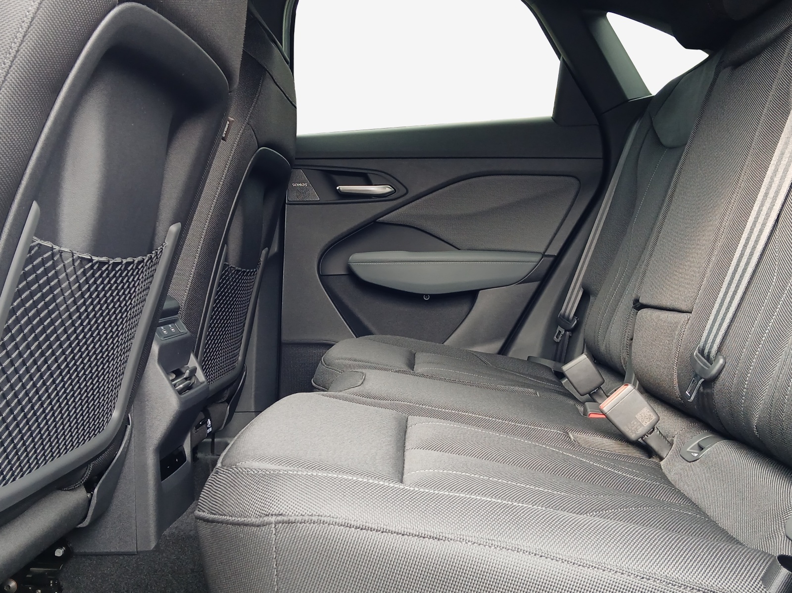 AUDI Q3 Sportback 110 kW TFSI S tronic-image-11