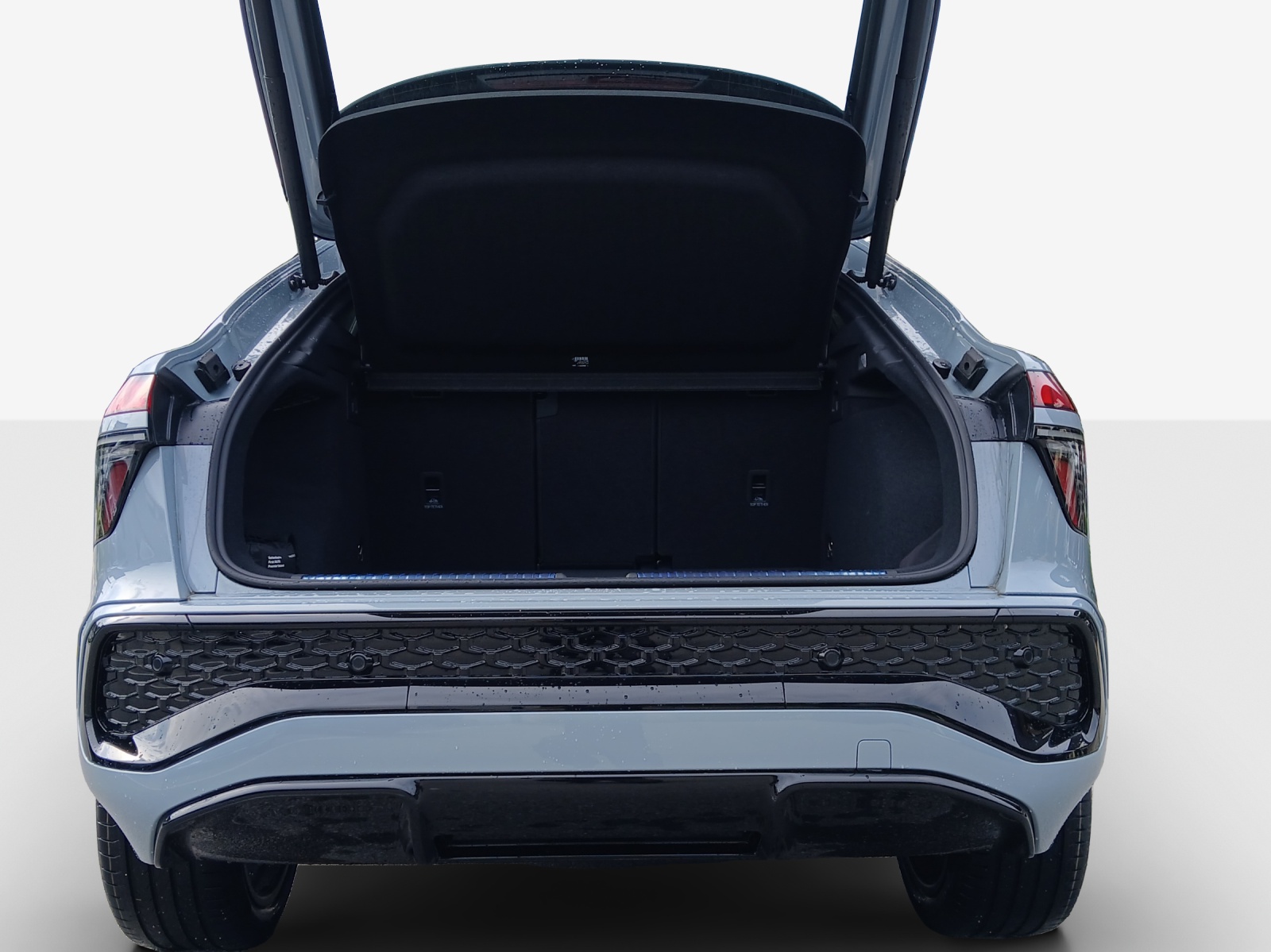 AUDI Q3 Sportback 110 kW TFSI S tronic-image-12