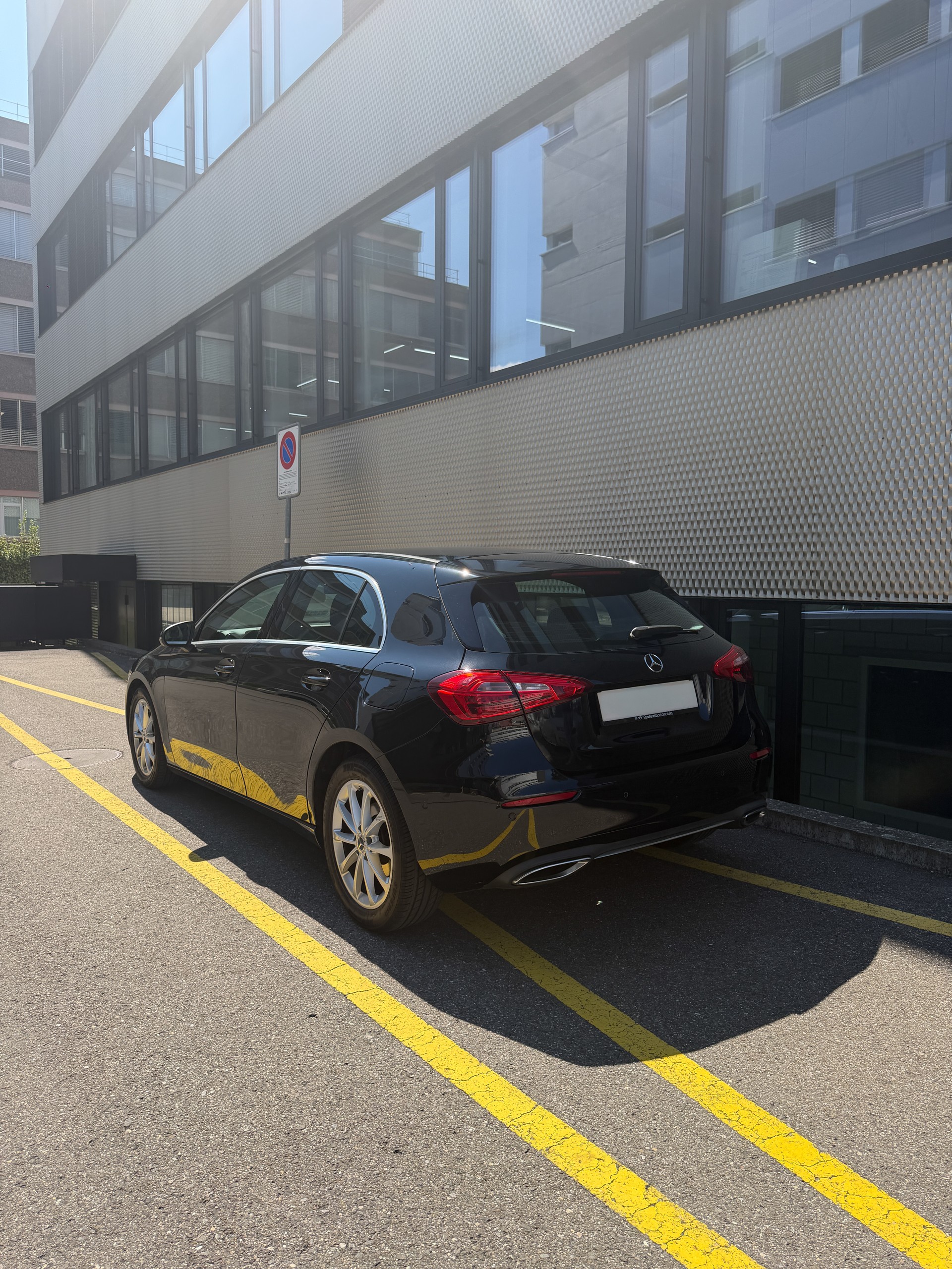 MERCEDES-BENZ A 180 Style 7G-DCT-image-0