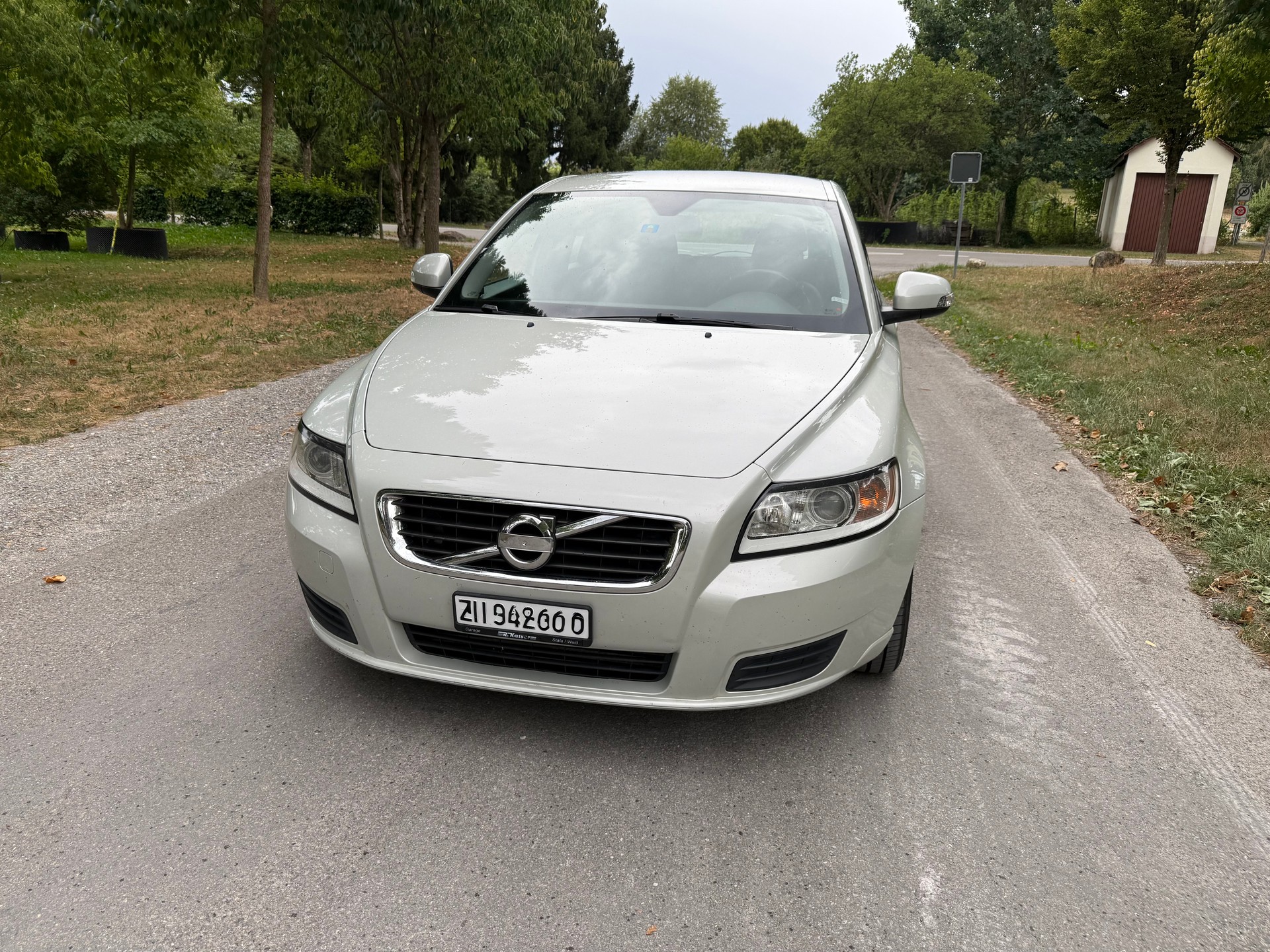 VOLVO V50 D3 Kinetic Geartronic-image-0