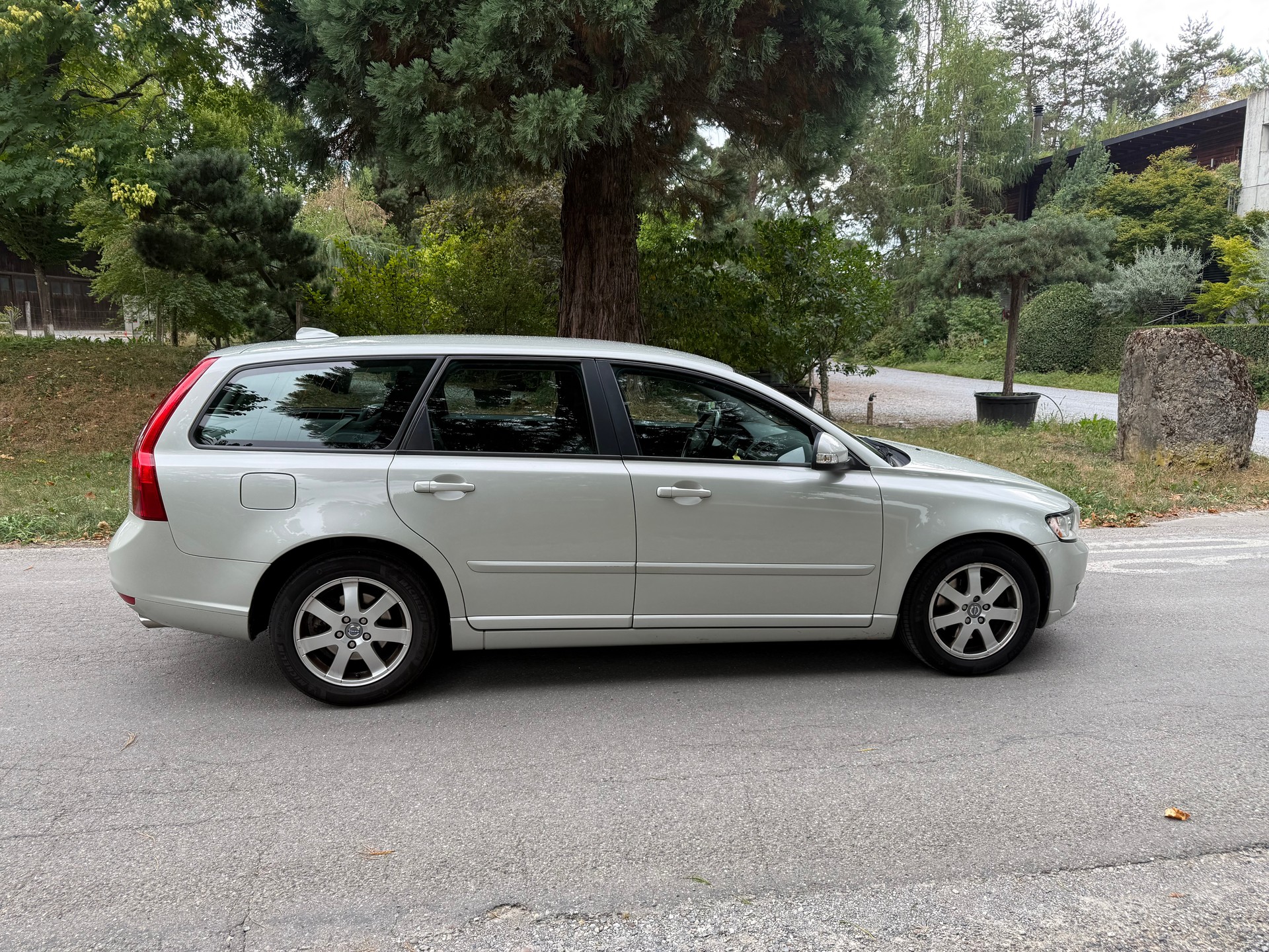 VOLVO V50 D3 Kinetic Geartronic-image-6