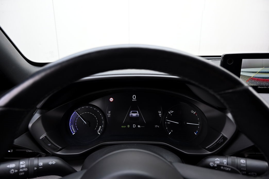 MAZDA MX-30 e-Skyactiv Ambition-image-11