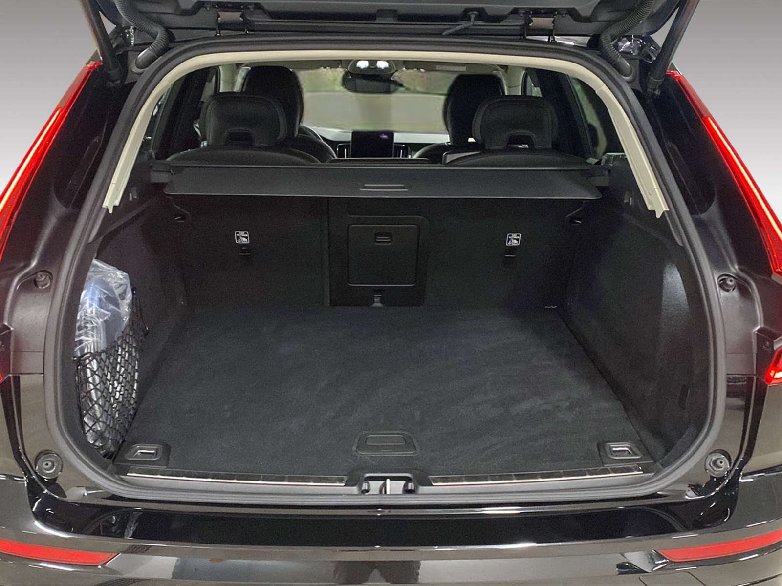 VOLVO XC60 2.0 T8 TE Plus Dark eAWD-image-14
