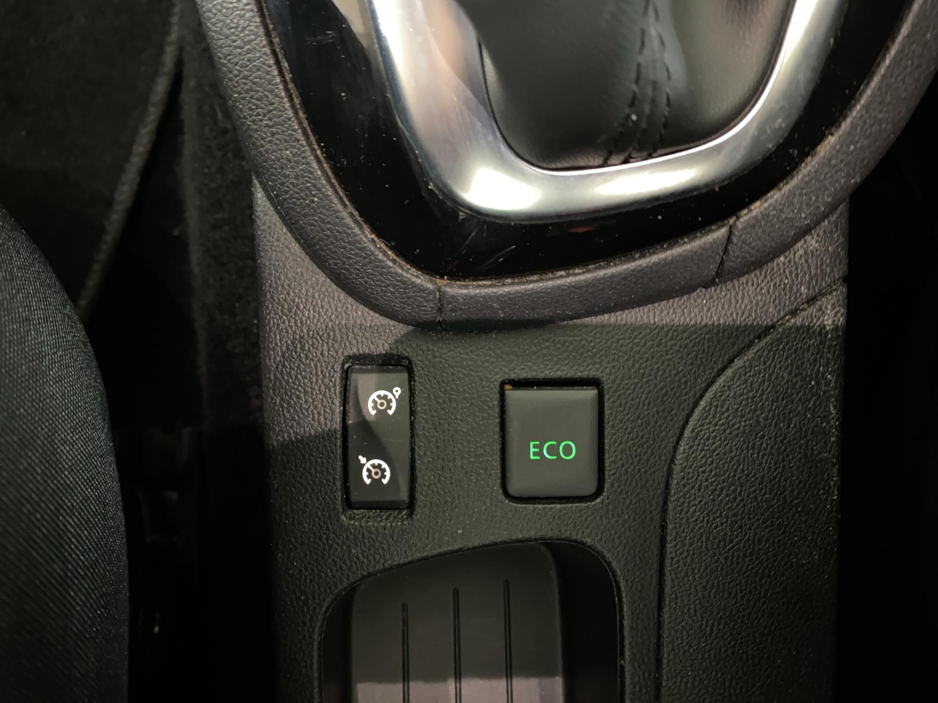 RENAULT Clio Grandtour 1.5 dCi Intens EDC-image-17