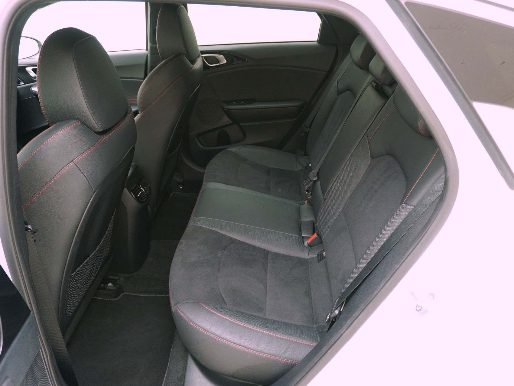KIA Ceed Pro1.6 T-GDi GT-image-10