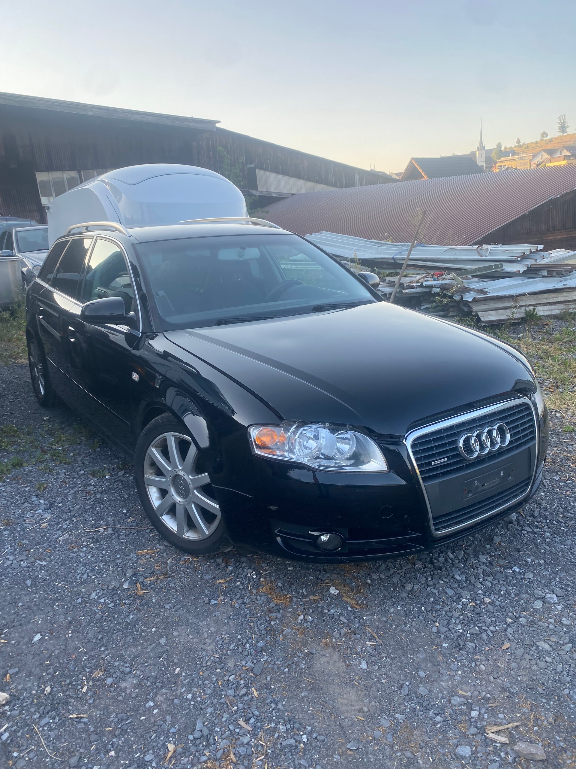 AUDI Avant Wuattro-image-0