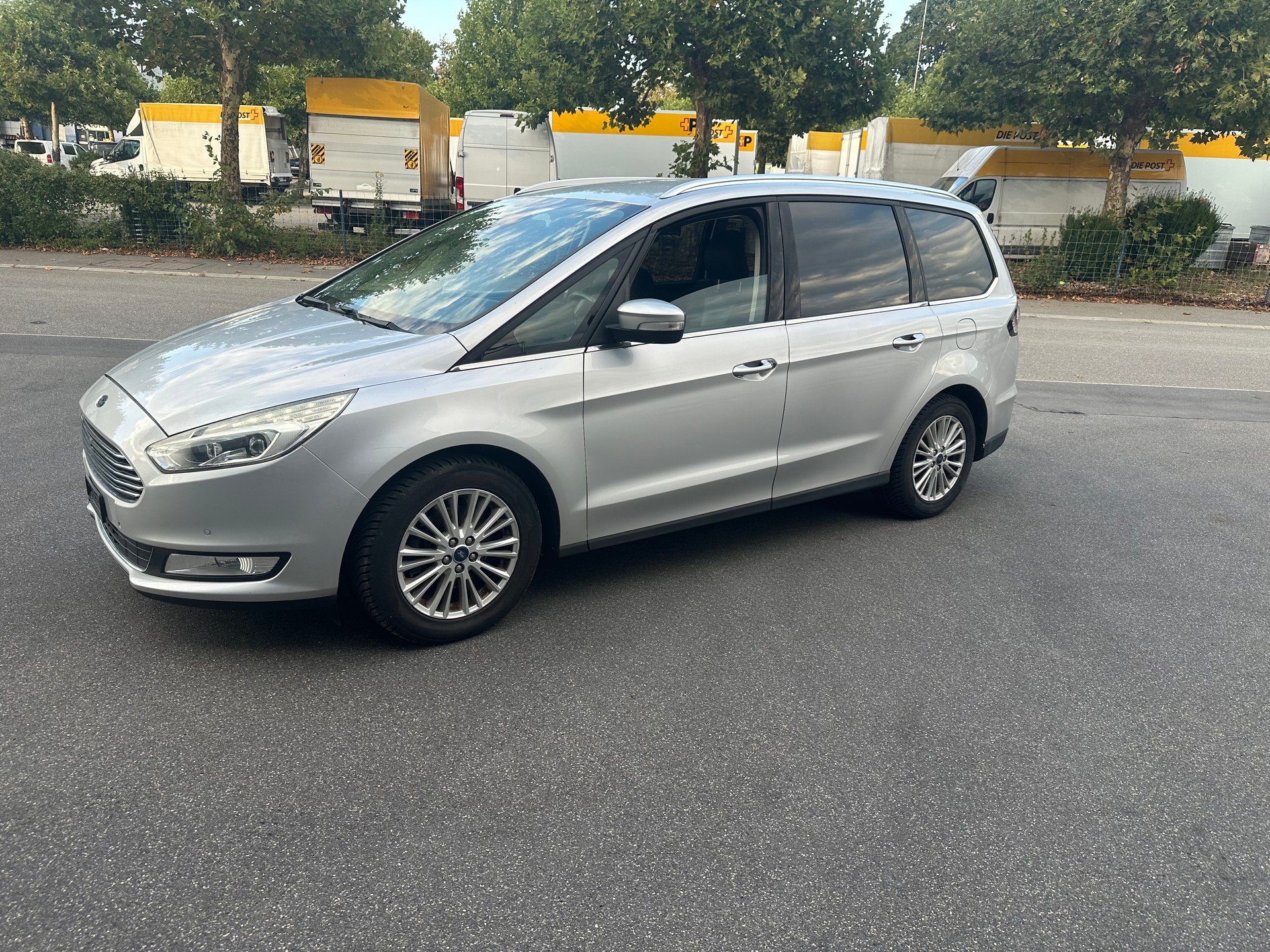 FORD Galaxy 2.0 TDCi Trend AWD PowerShift-image-0