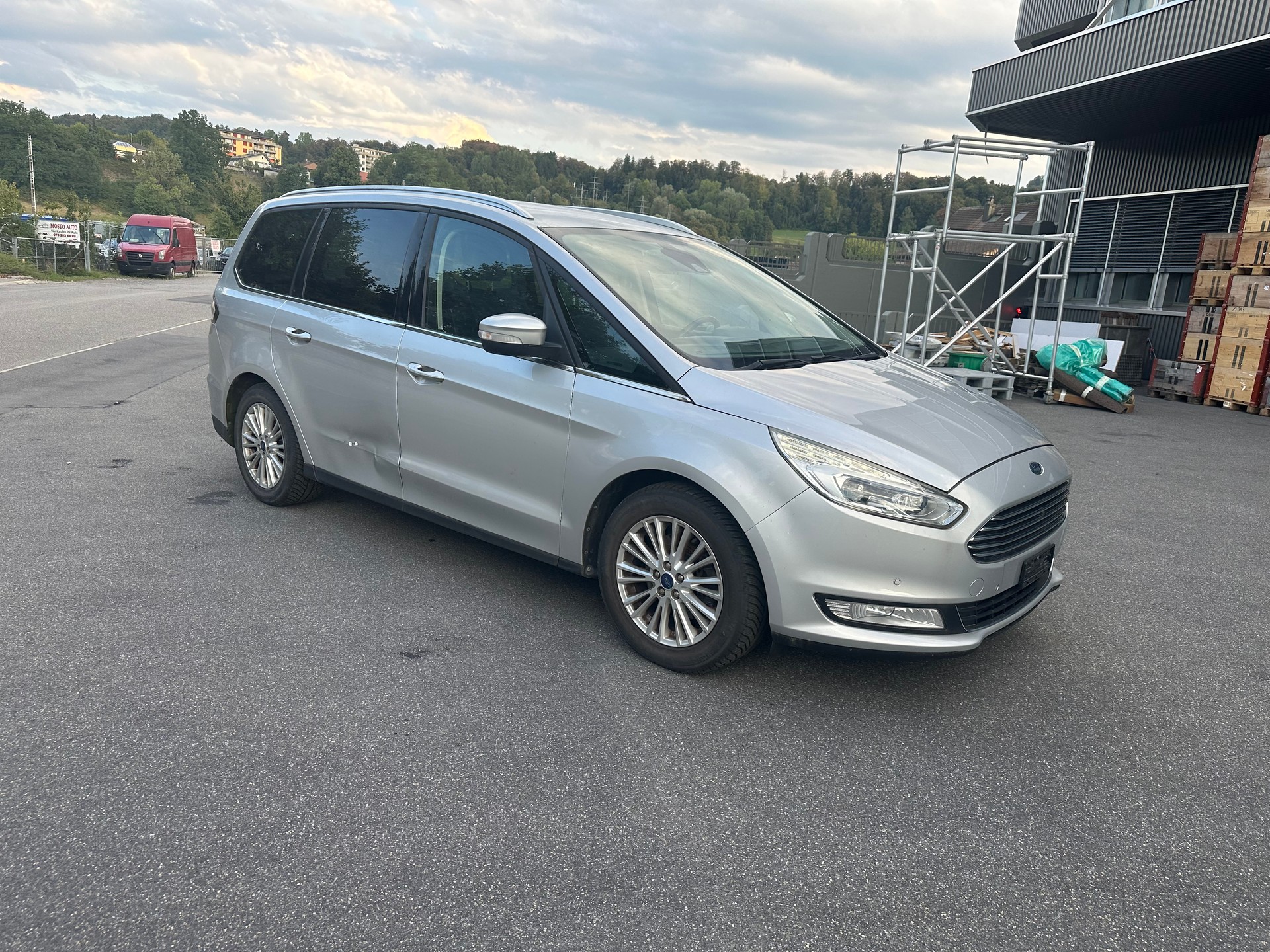 FORD Galaxy 2.0 TDCi Trend AWD PowerShift-image-15