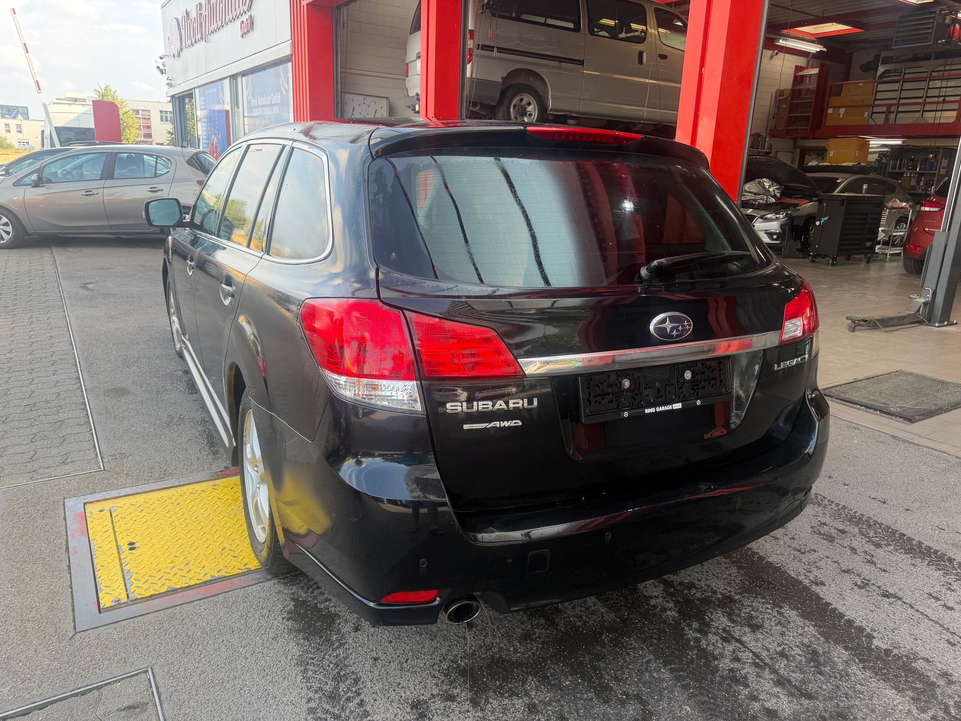SUBARU Legacy 2.5i Limited S AWD Lineartronic-image-5