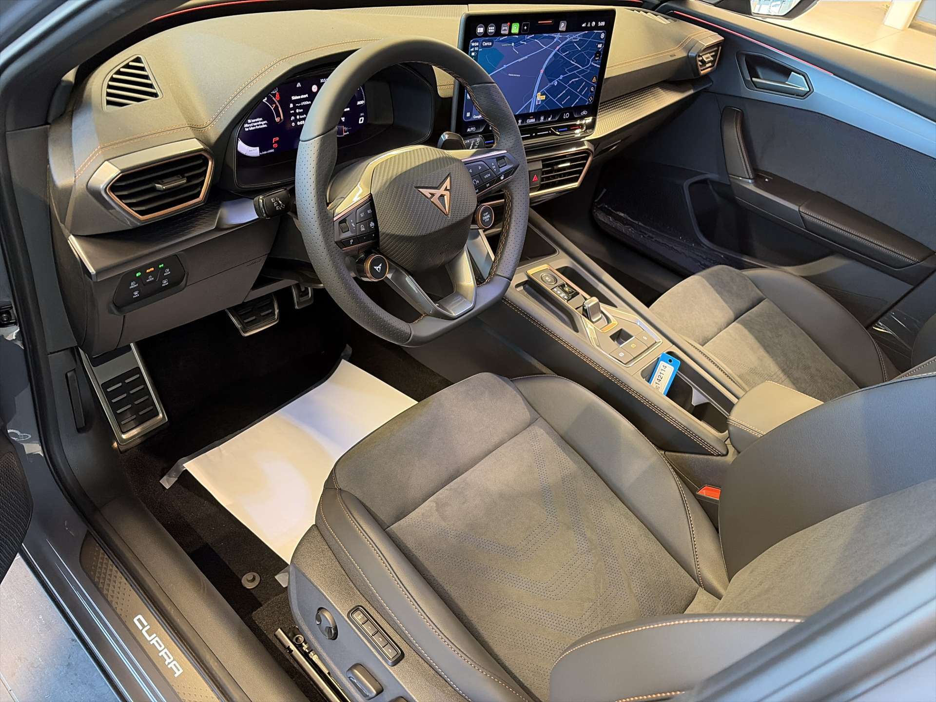 CUPRA Formentor 2.0TSi VZ 4Drive DSG-Automat-image-5