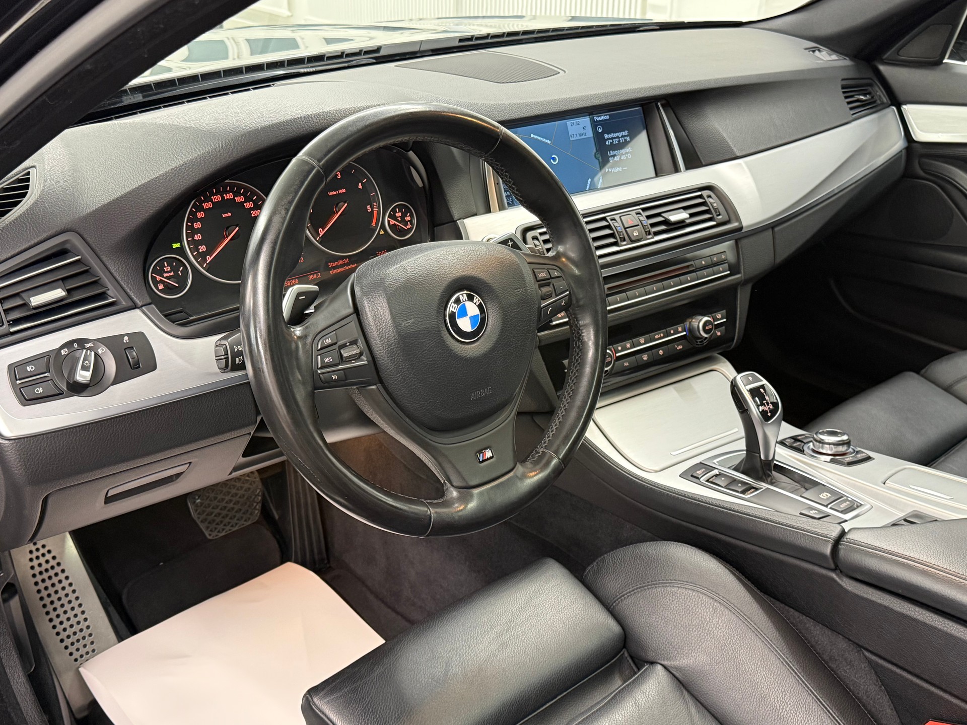 BMW 535d Touring Steptronic M-Paket-image-11