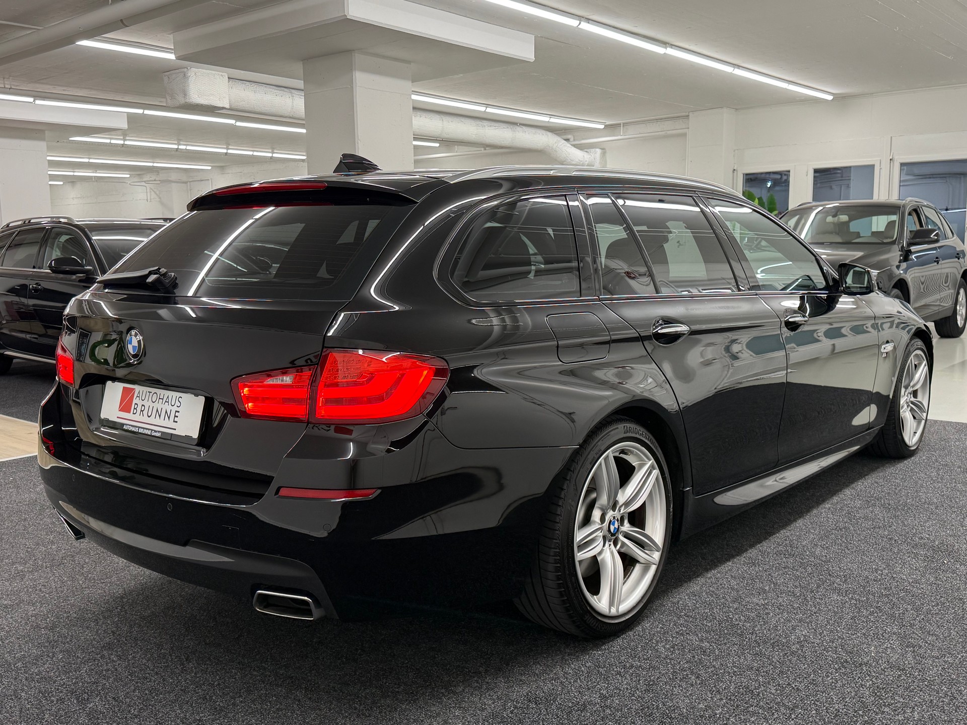 BMW 535d Touring Steptronic M-Paket-image-3