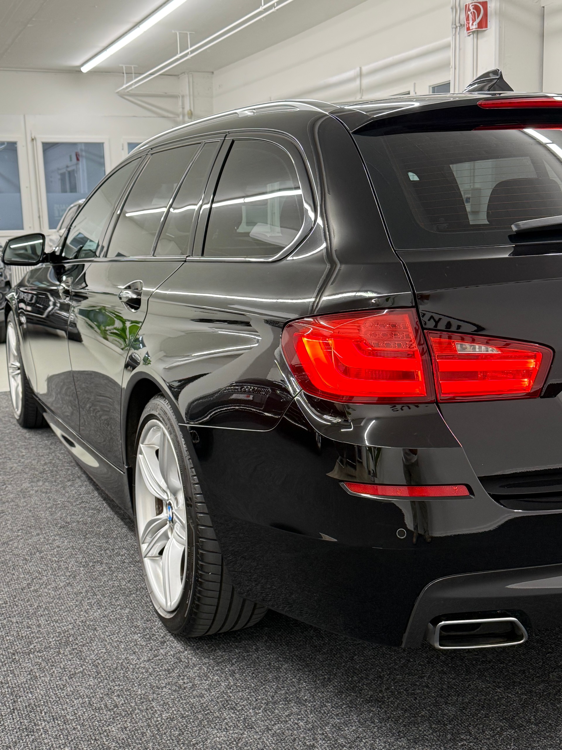 BMW 535d Touring Steptronic M-Paket-image-7