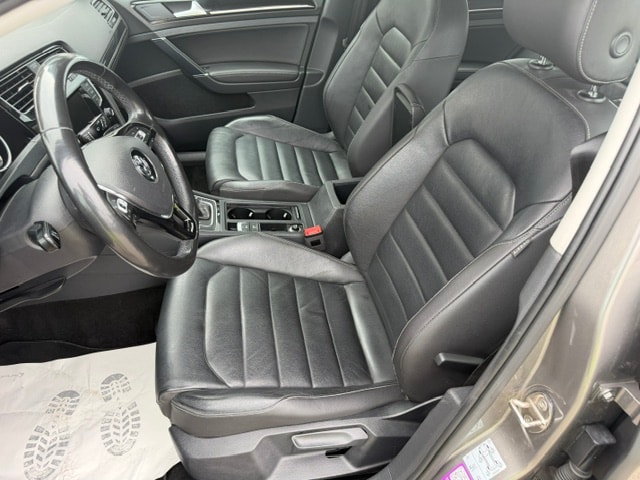VW Golf 1.4 TSI Highline DSG-image-12