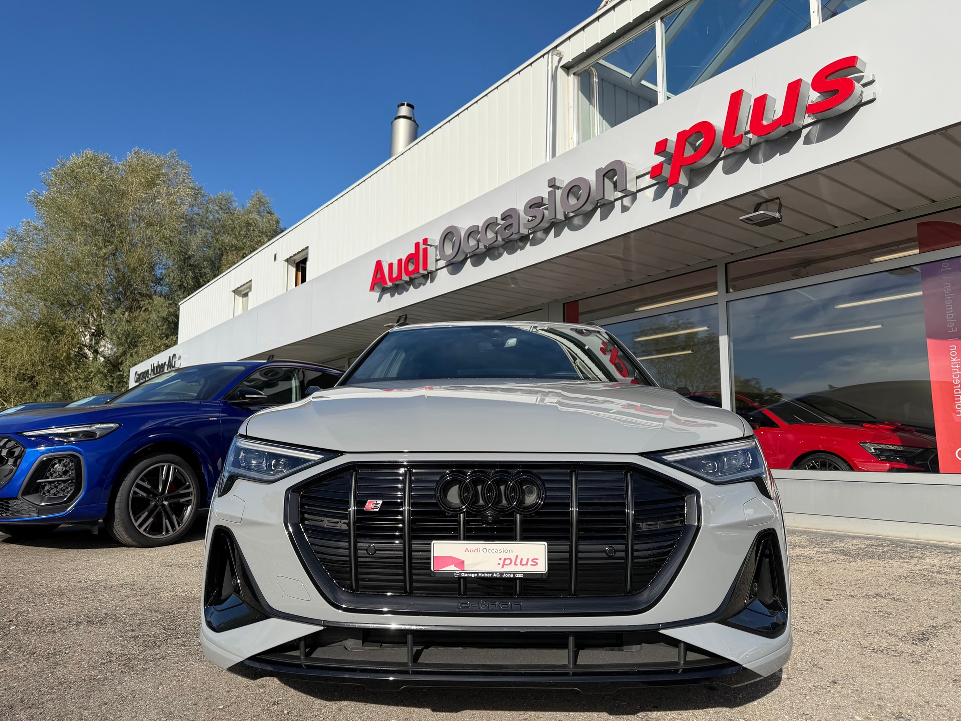 AUDI e-tron S Sportback quattro-image-7