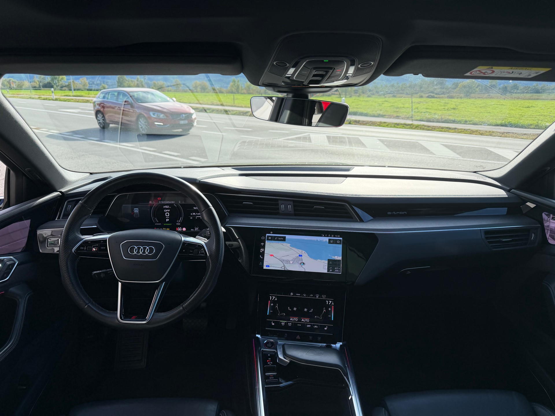 AUDI e-tron S Sportback quattro-image-10