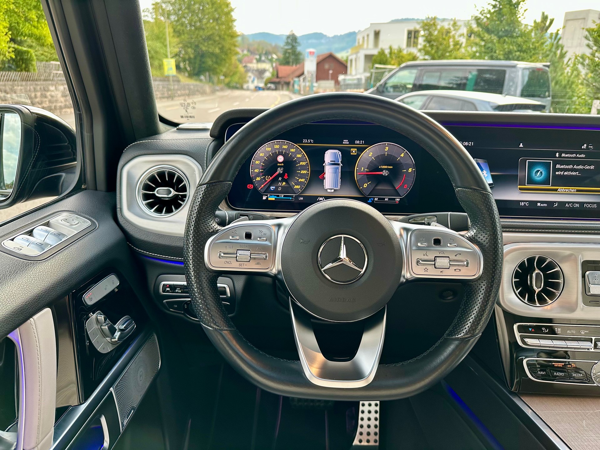 MERCEDES-BENZ G 400 d 9G-Tronic-image-12