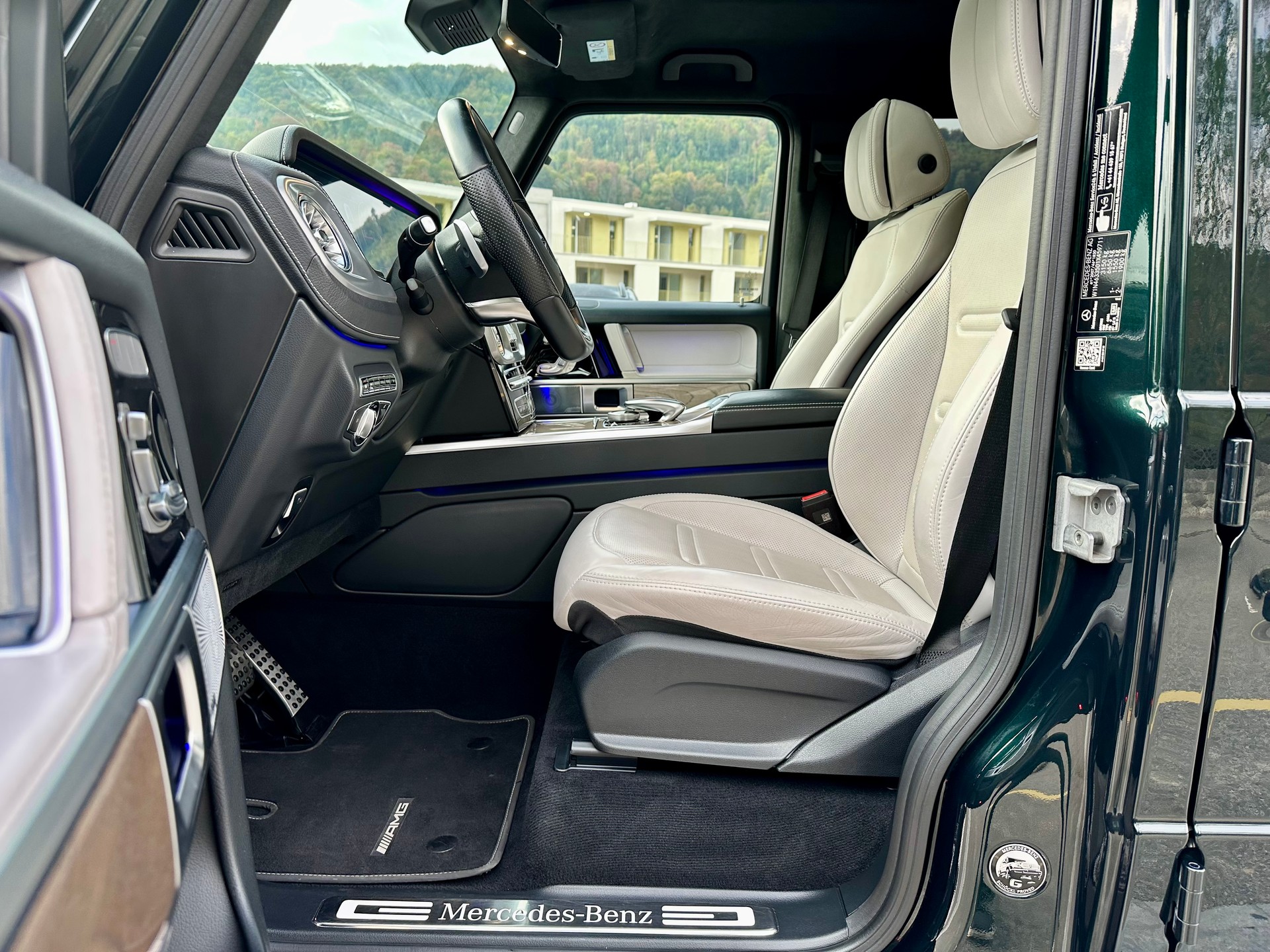 MERCEDES-BENZ G 400 d 9G-Tronic-image-9