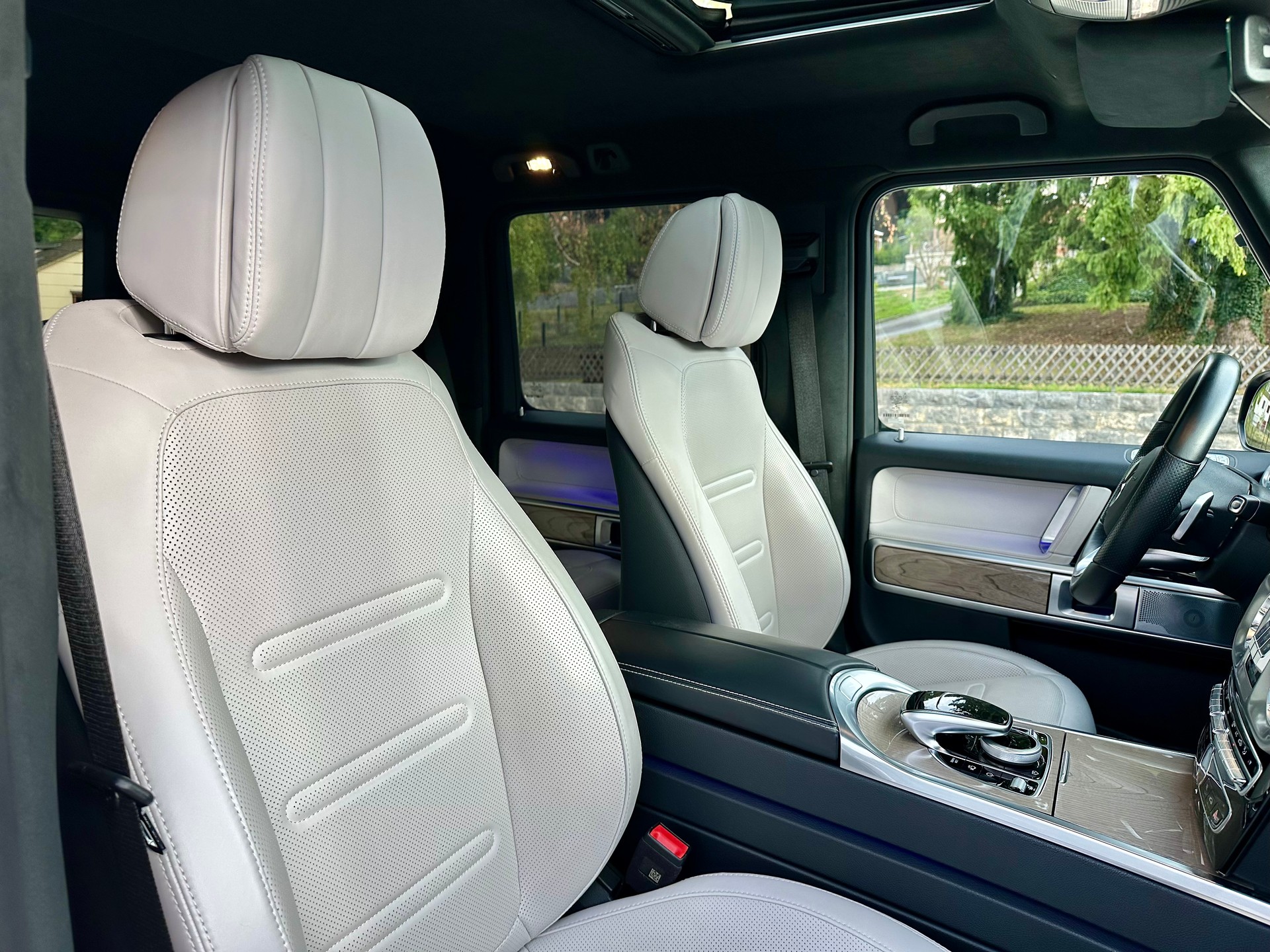 MERCEDES-BENZ G 400 d 9G-Tronic-image-15