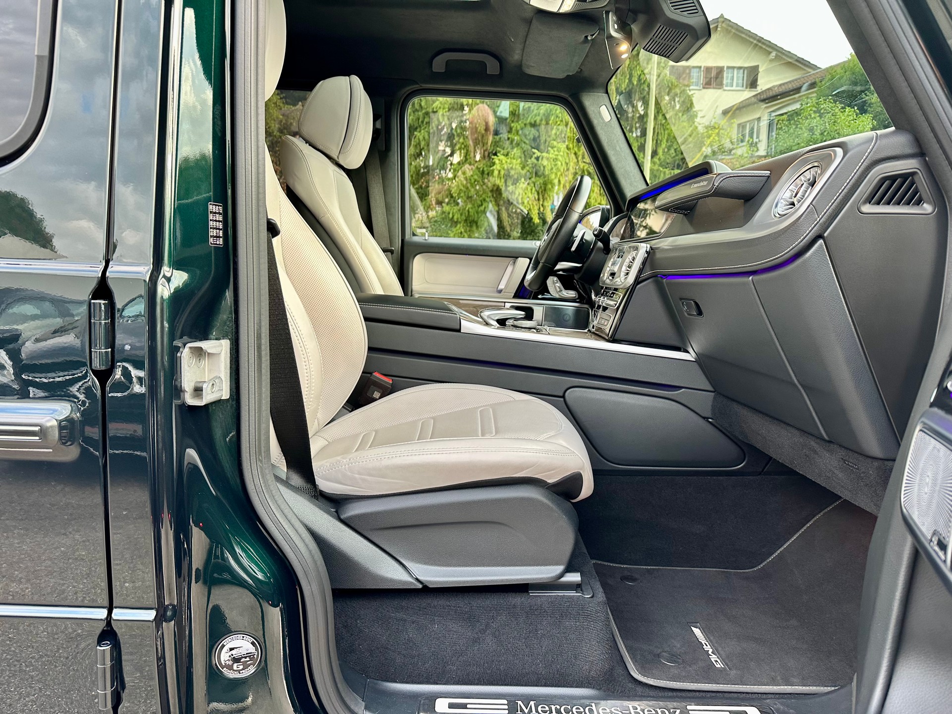 MERCEDES-BENZ G 400 d 9G-Tronic-image-11