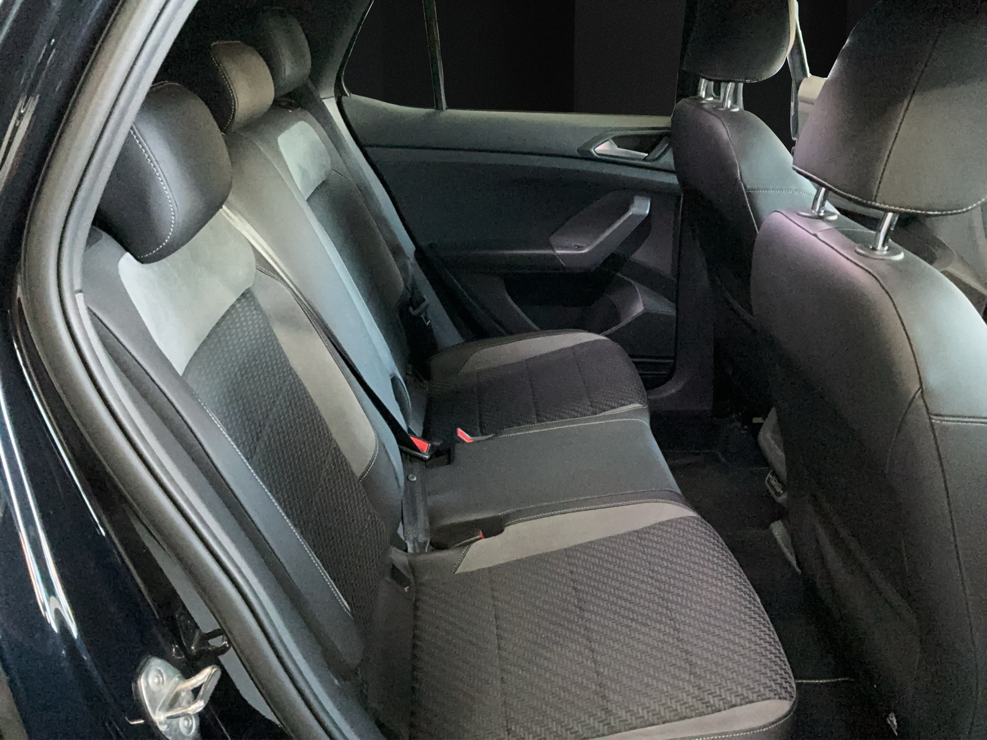 VW T-Cross 1.0 TSI R-LIne DSG-image-19