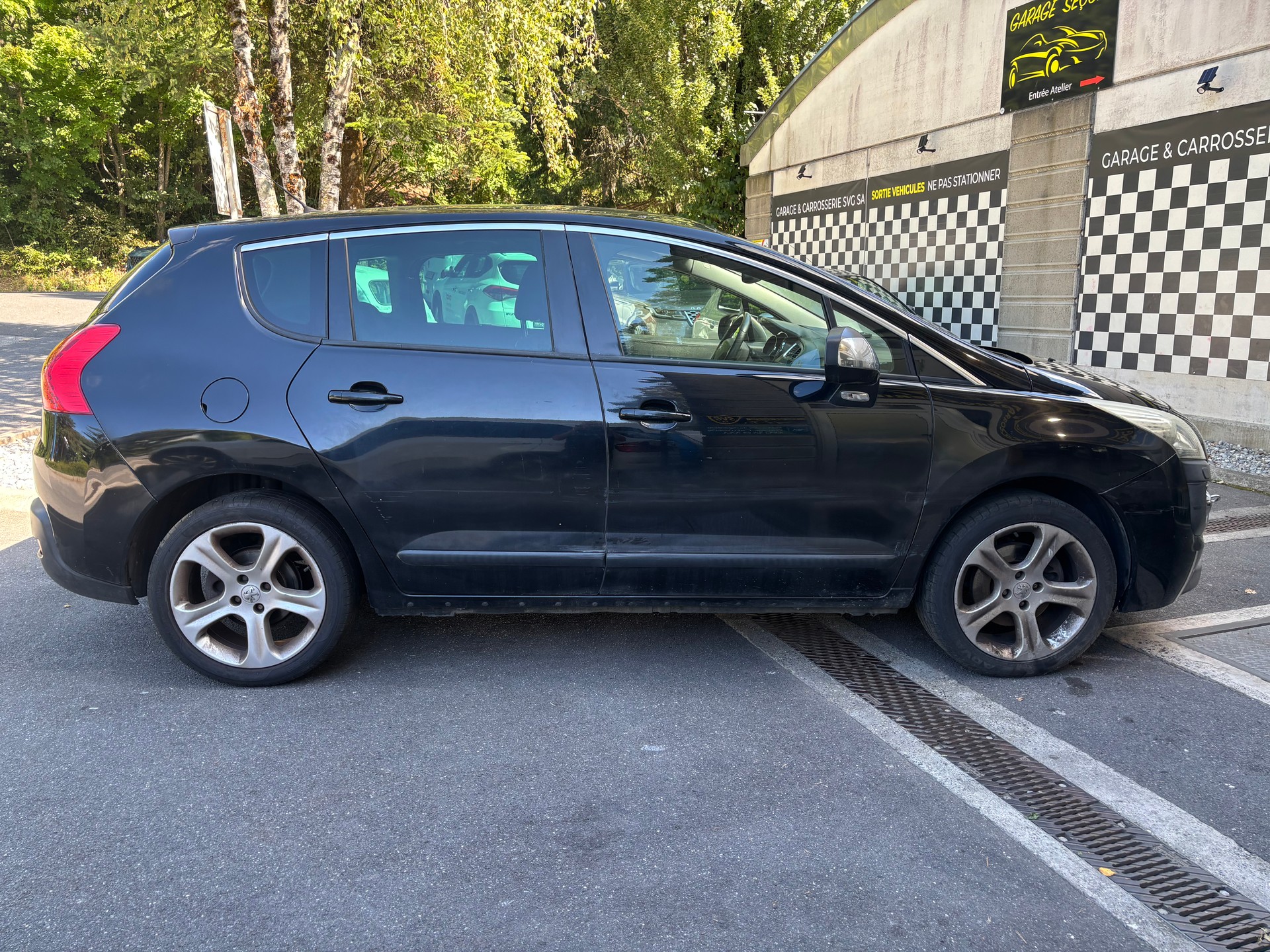 PEUGEOT 3008 1.6 16V T Platinum Tiptronic-image-7