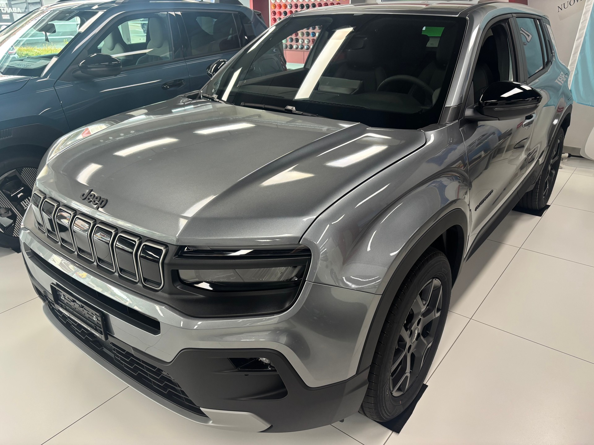 JEEP Avenger 1.2 Turbo MHEV Black Edition-image-1