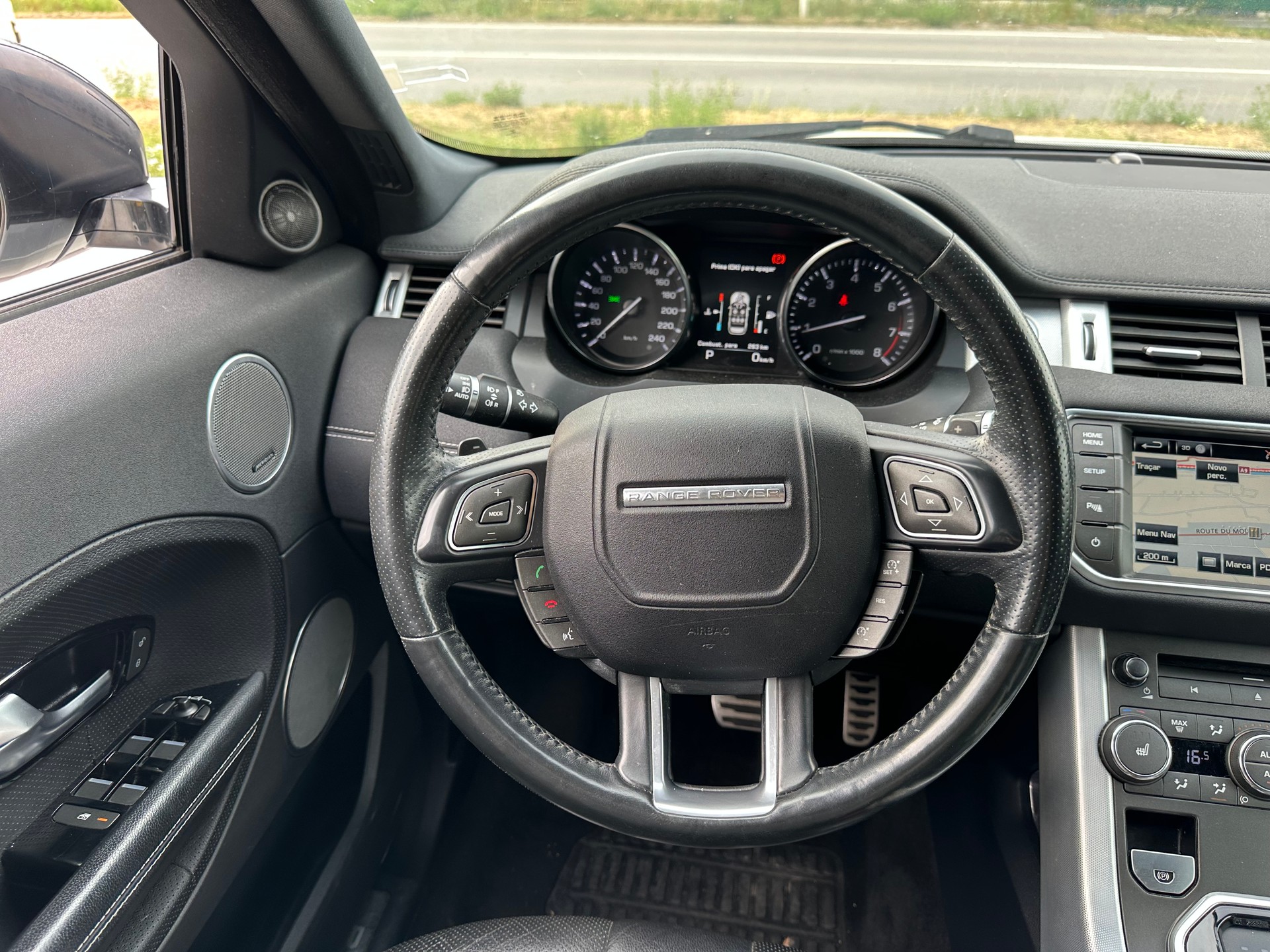 LAND ROVER Range Rover Evoque 2.0 Si4 Prestige AT9-image-13