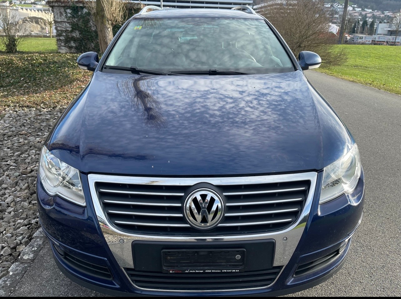 VW Passat Variant 2.0 TDI Trendline-image-0