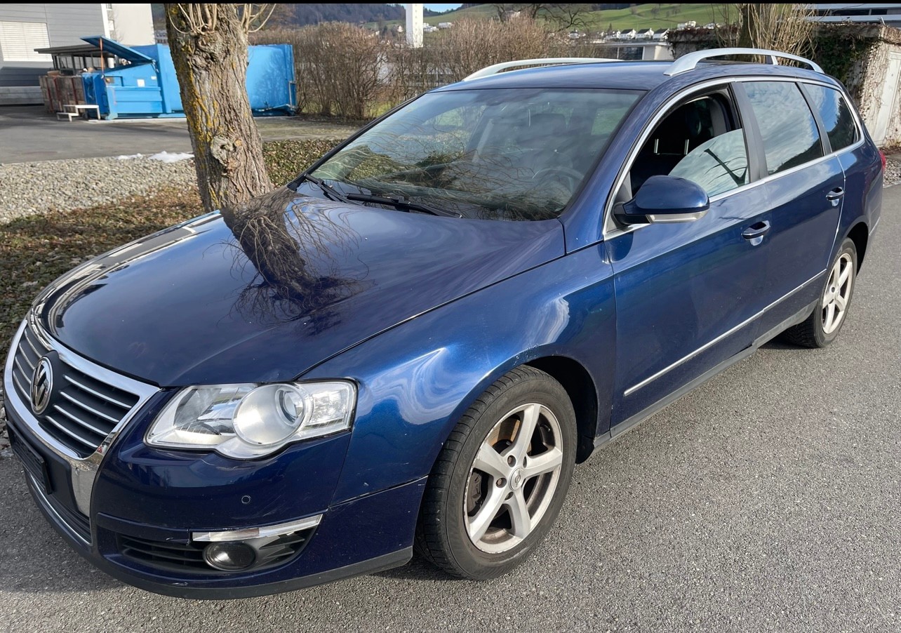 VW Passat Variant 2.0 TDI Trendline-image-1