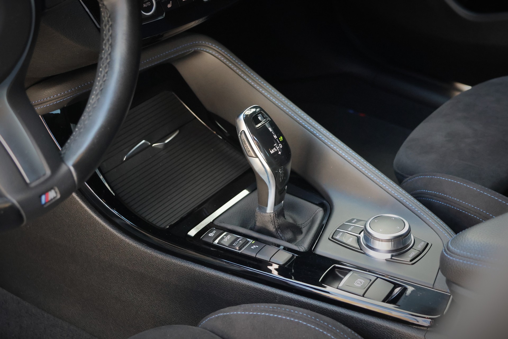 BMW X2 sDrive 18i M Sport Steptronic DSK (CH)-image-10