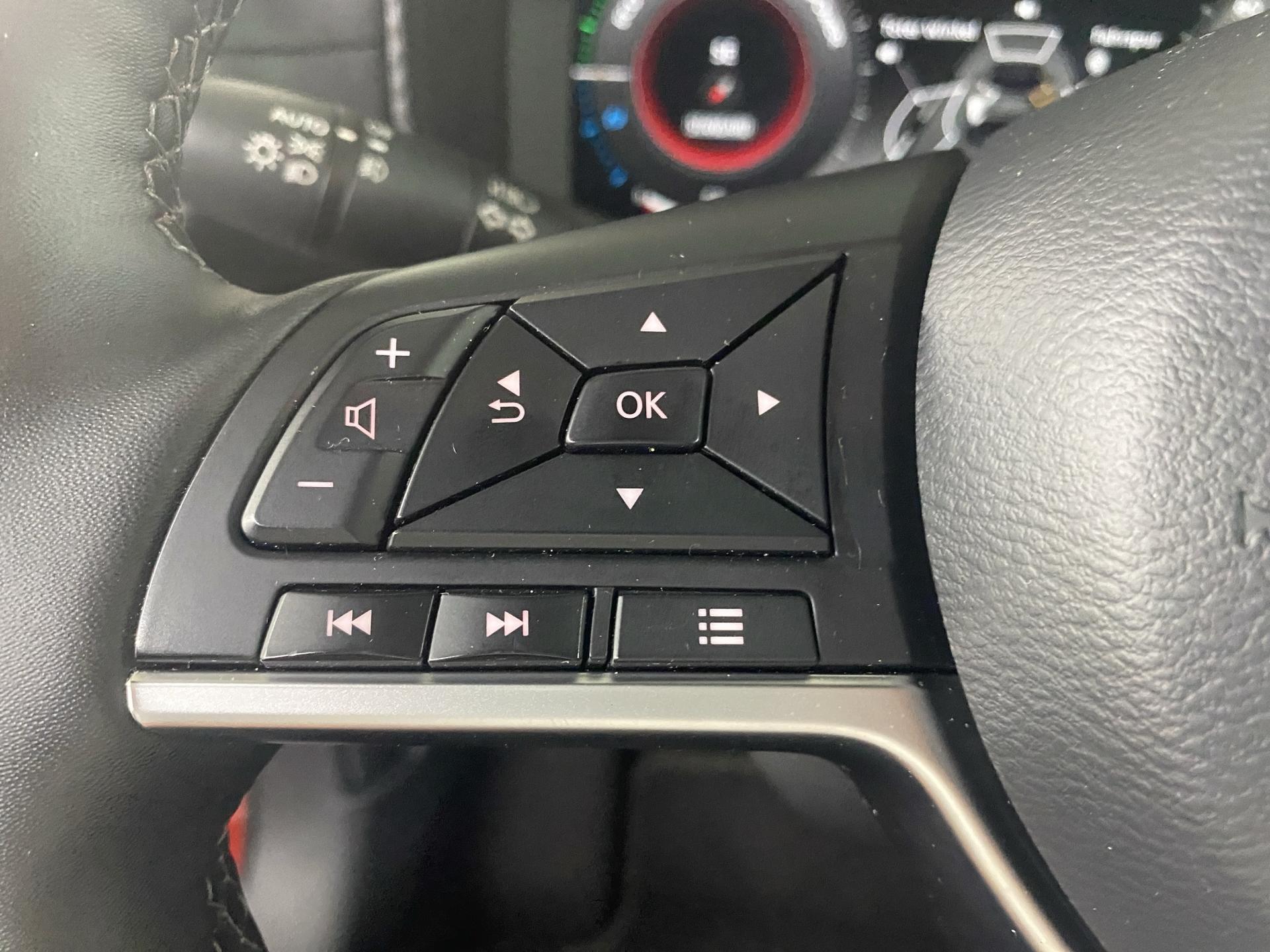 NISSAN Juke 1.6 FHEV Tekna-image-14