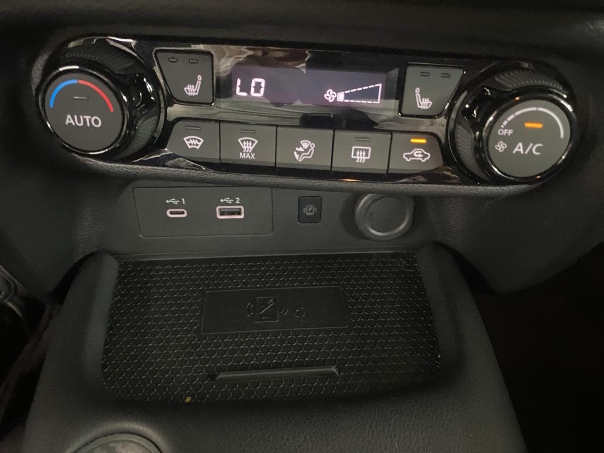 NISSAN Juke 1.6 FHEV Tekna-image-18