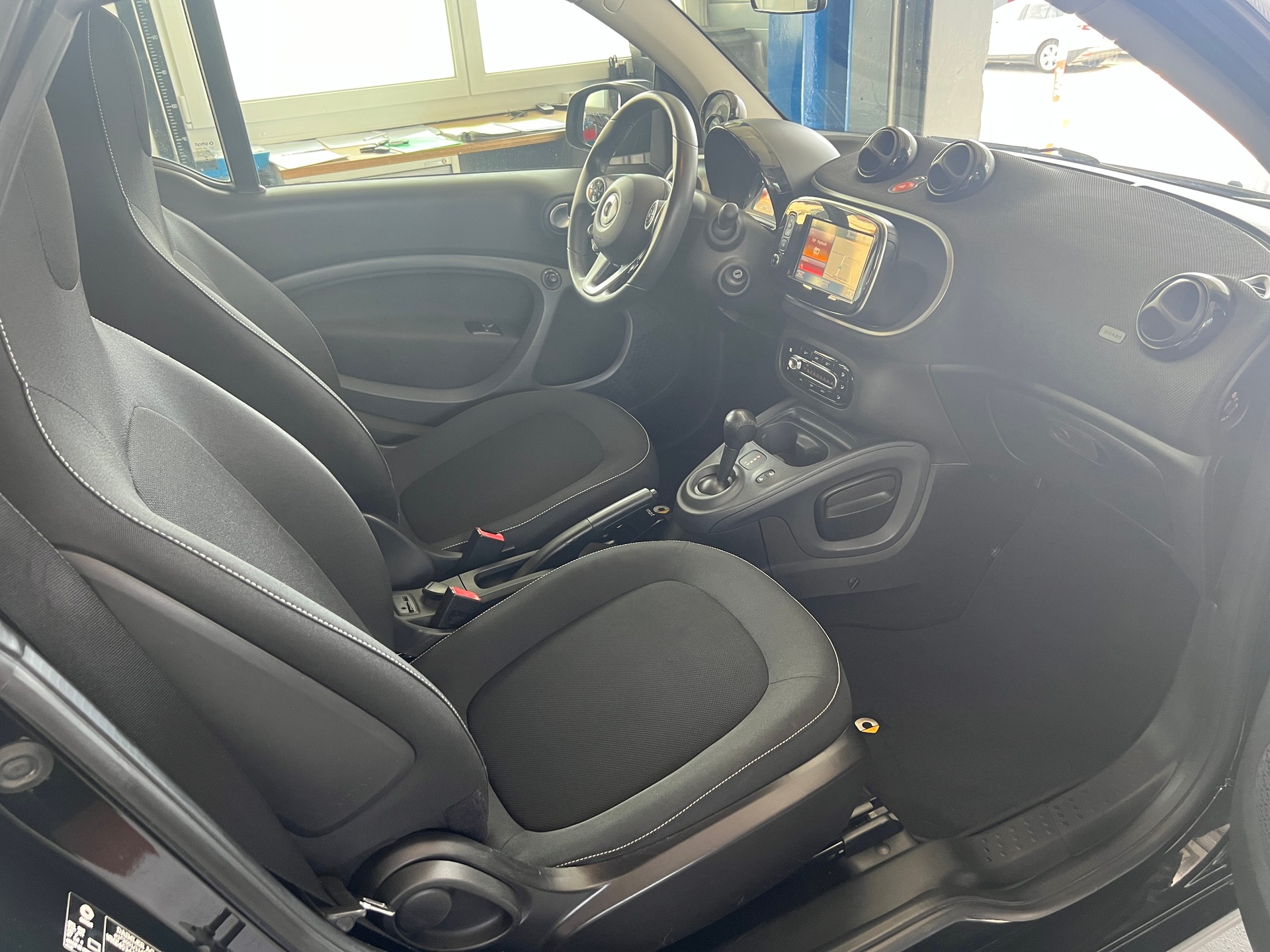 SMART fortwo passion twinmatic-image-10