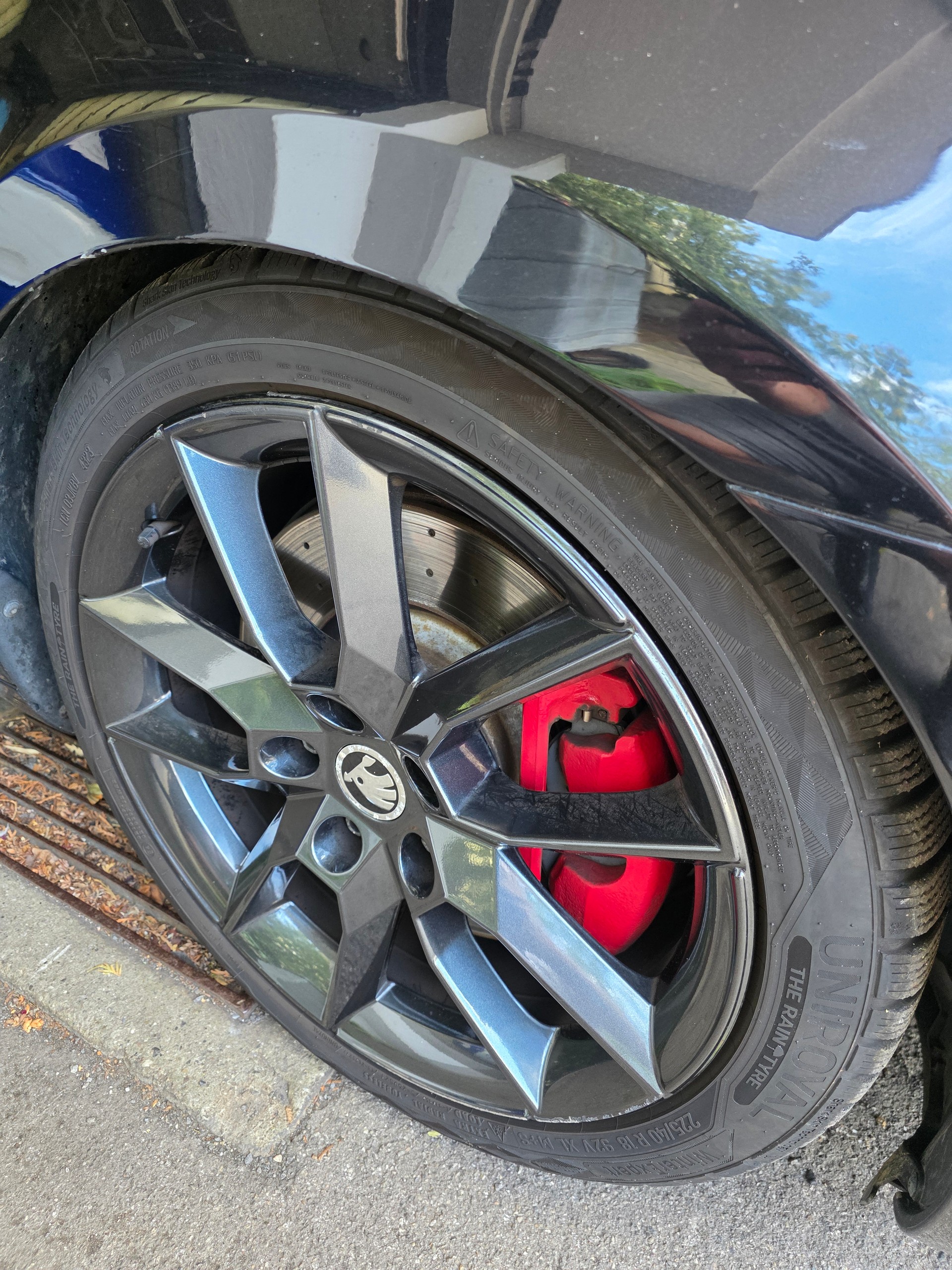 SKODA Octavia Combi 2.0 TSI RS DSG-image-8
