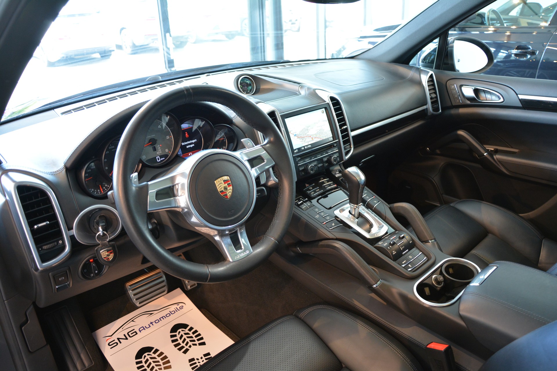 PORSCHE Cayenne S Diesel-image-9